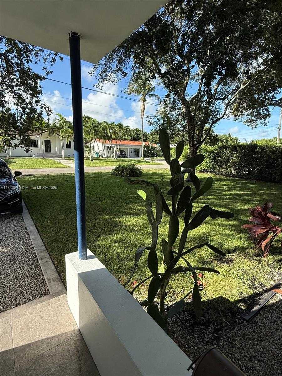 Small Image of 1102 NORTH EAST 116TH ST, Biscayne Park Number 35
