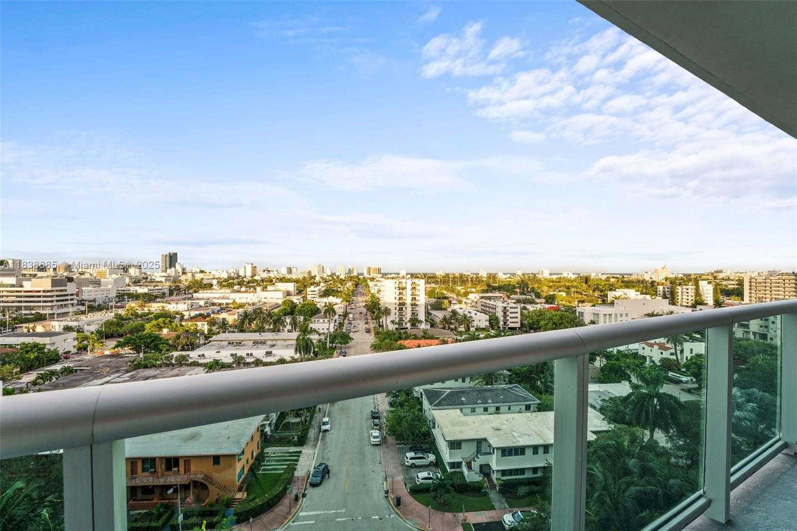 Small Image of 1500 BAY RD #C-1009, Miami Beach Number 14