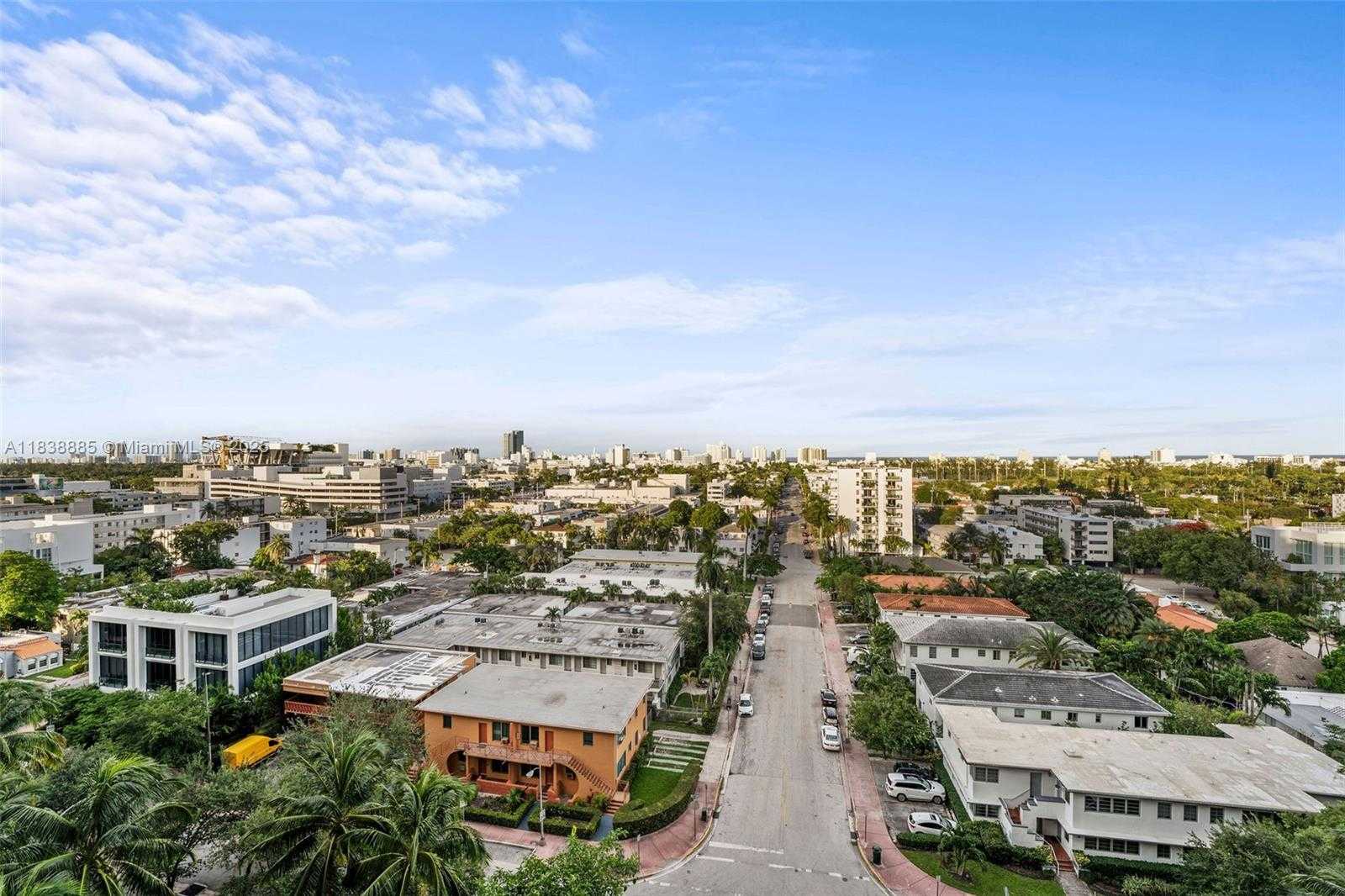 Small Image of 1500 BAY RD #C-1009, Miami Beach Number 15
