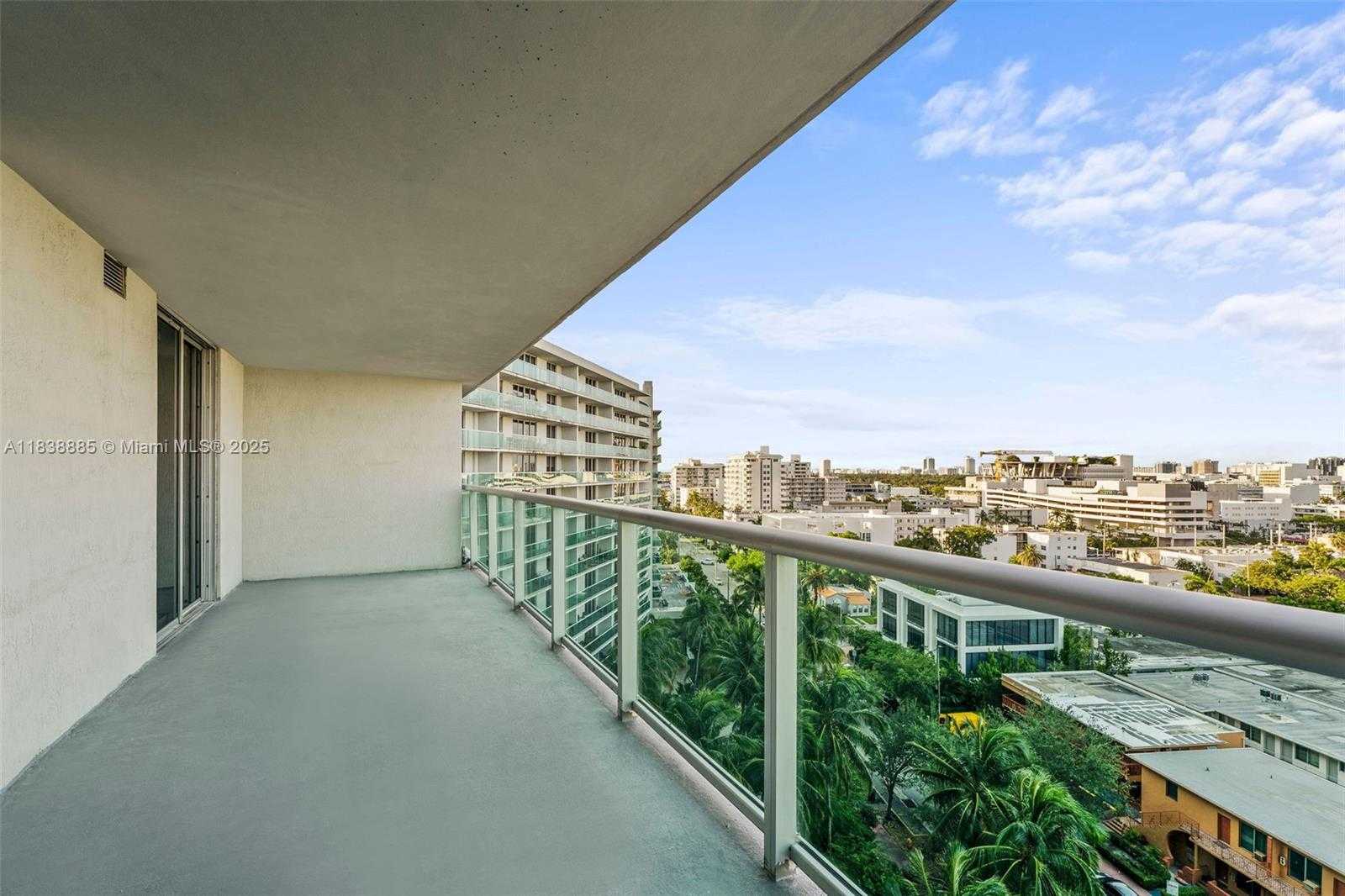 Small Image of 1500 BAY RD #C-1009, Miami Beach Number 16
