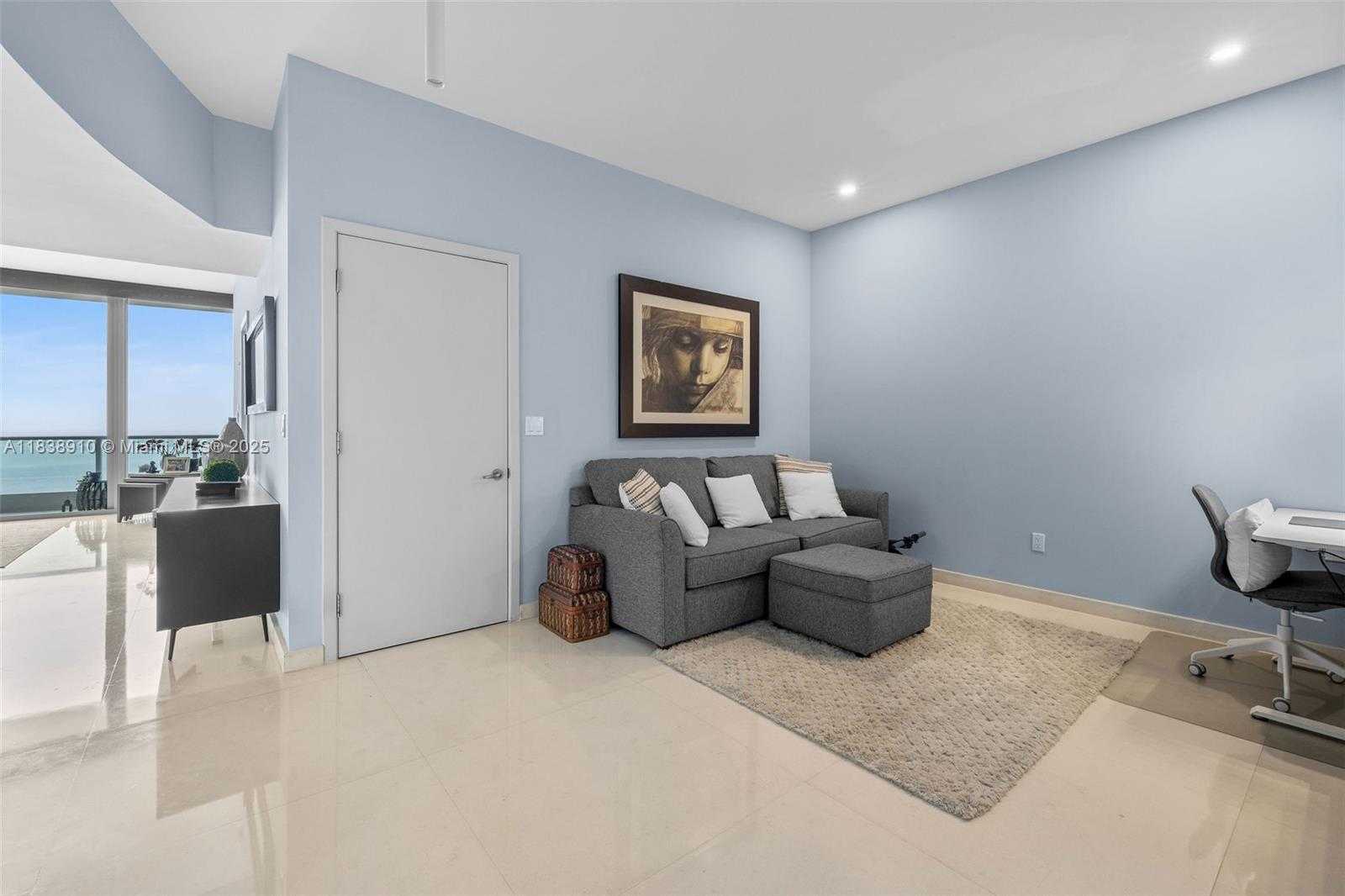 Small Image of 1331 BRICKELL BAY DR #2909, Miami Number 11