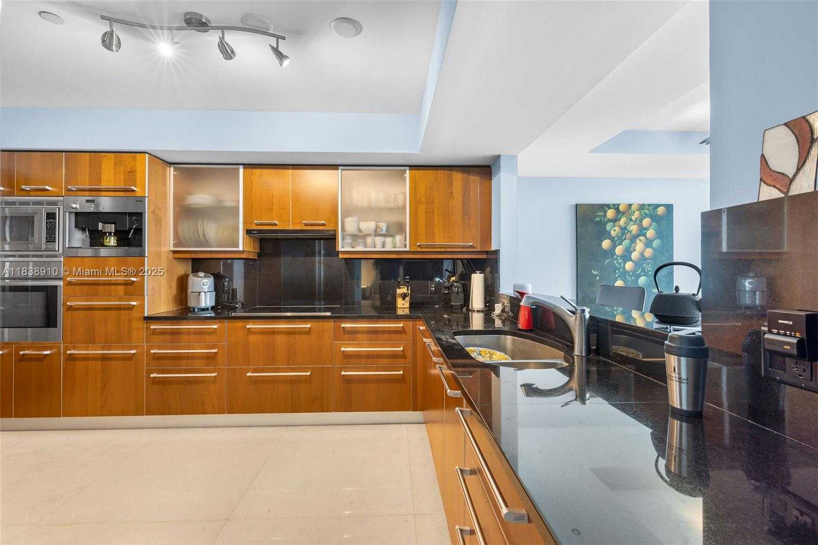 Small Image of 1331 BRICKELL BAY DR #2909, Miami Number 13