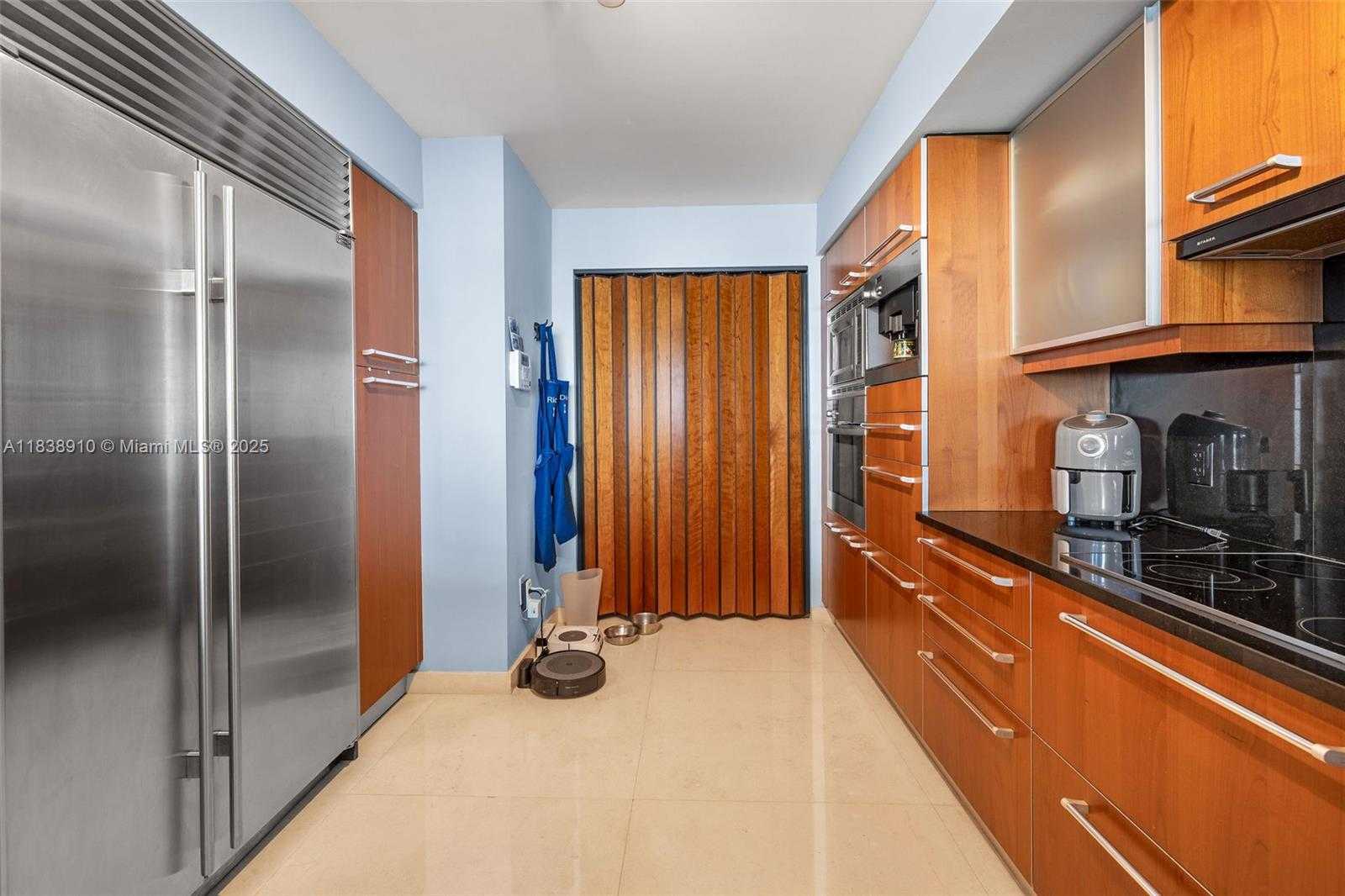 Small Image of 1331 BRICKELL BAY DR #2909, Miami Number 15