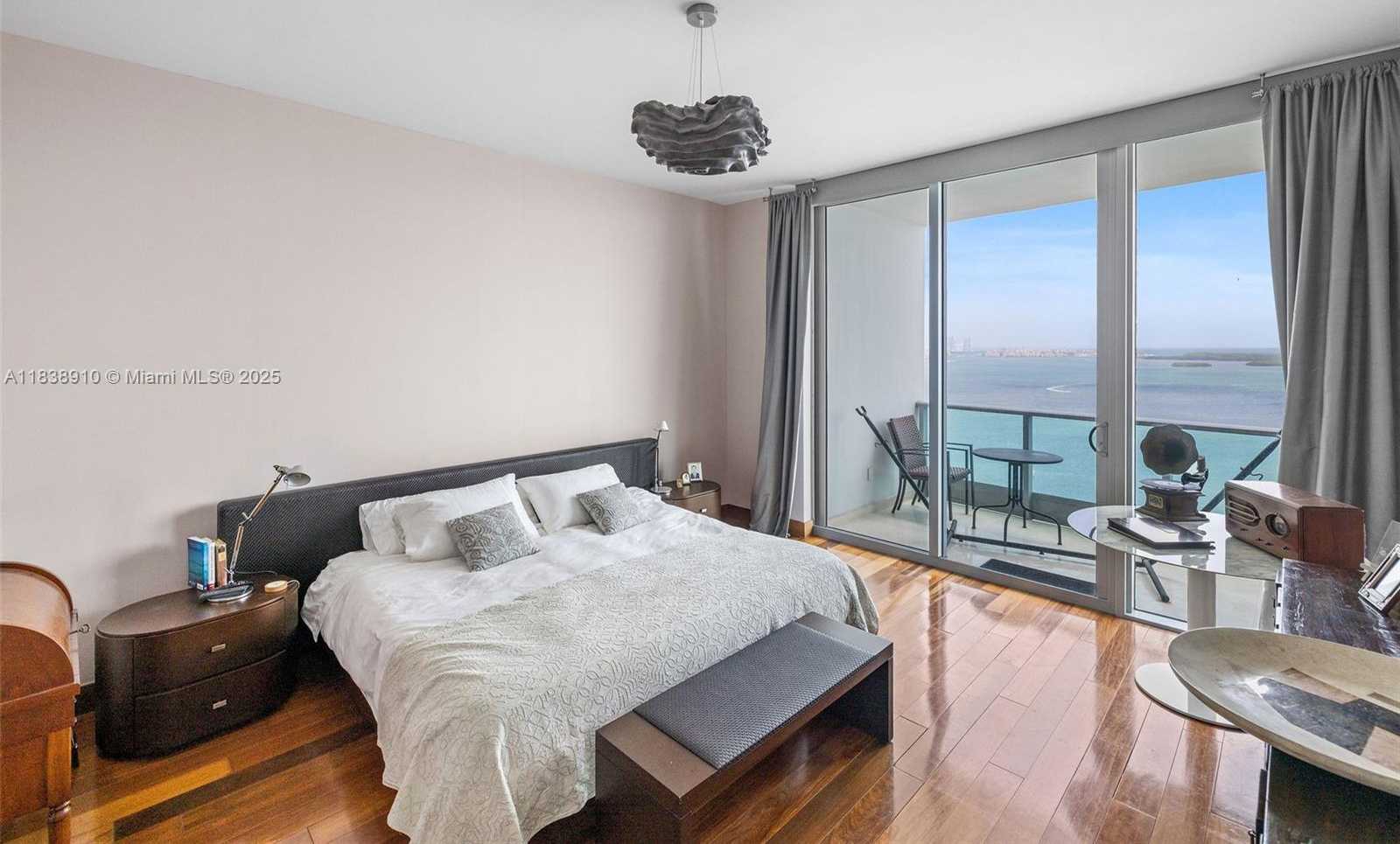 Small Image of 1331 BRICKELL BAY DR #2909, Miami Number 18