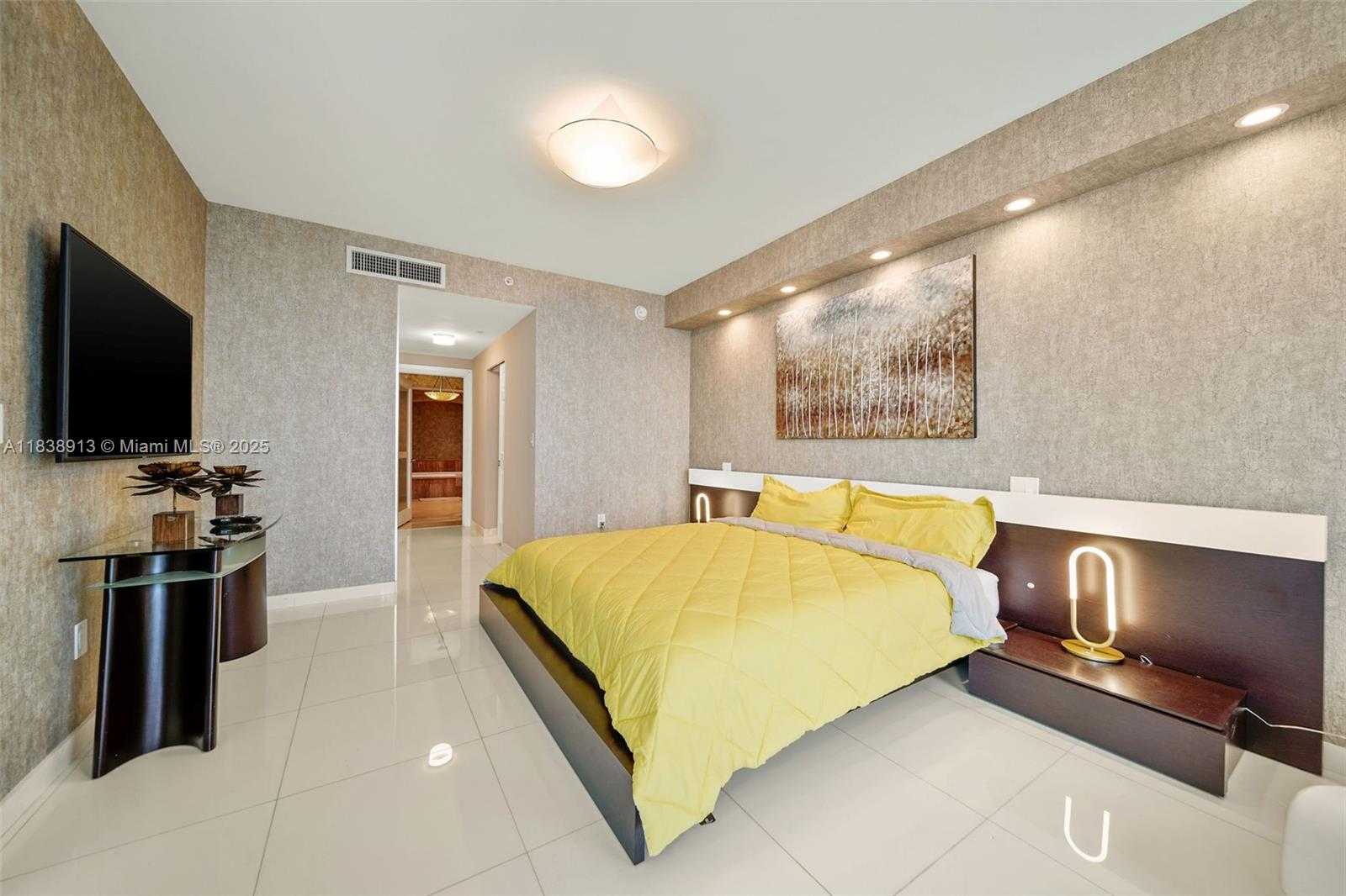 Small Image of 17875 COLLINS AVE #4205, Sunny Isles Beach Number 19