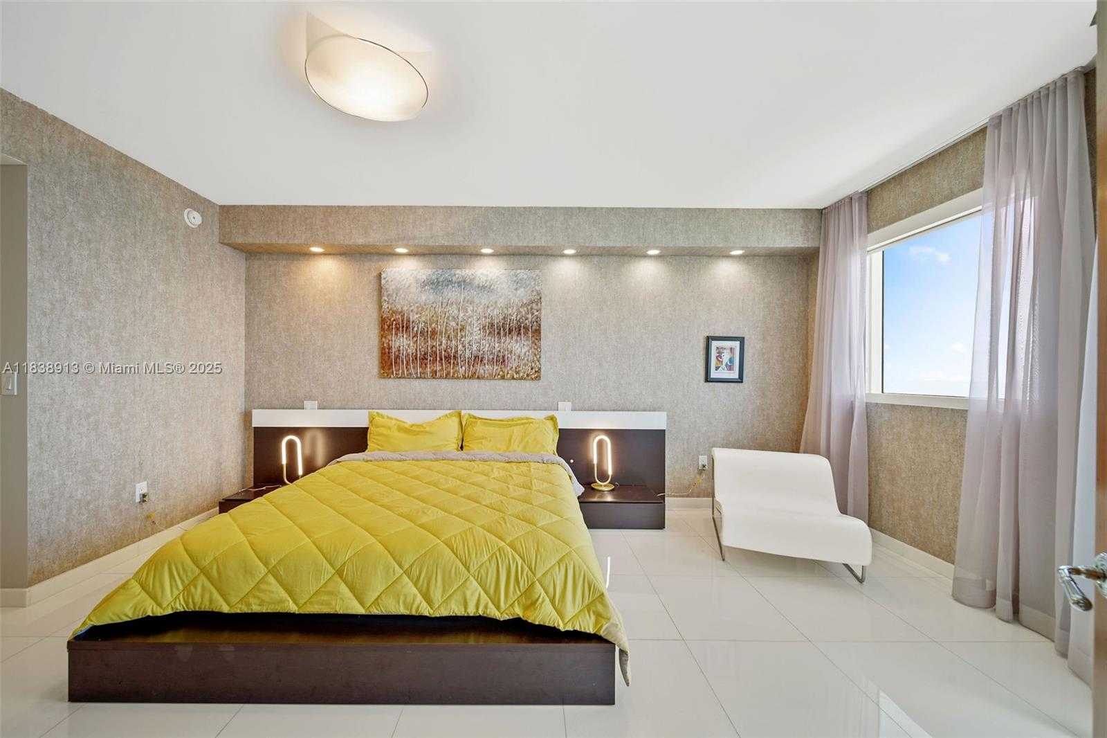 Small Image of 17875 COLLINS AVE #4205, Sunny Isles Beach Number 21