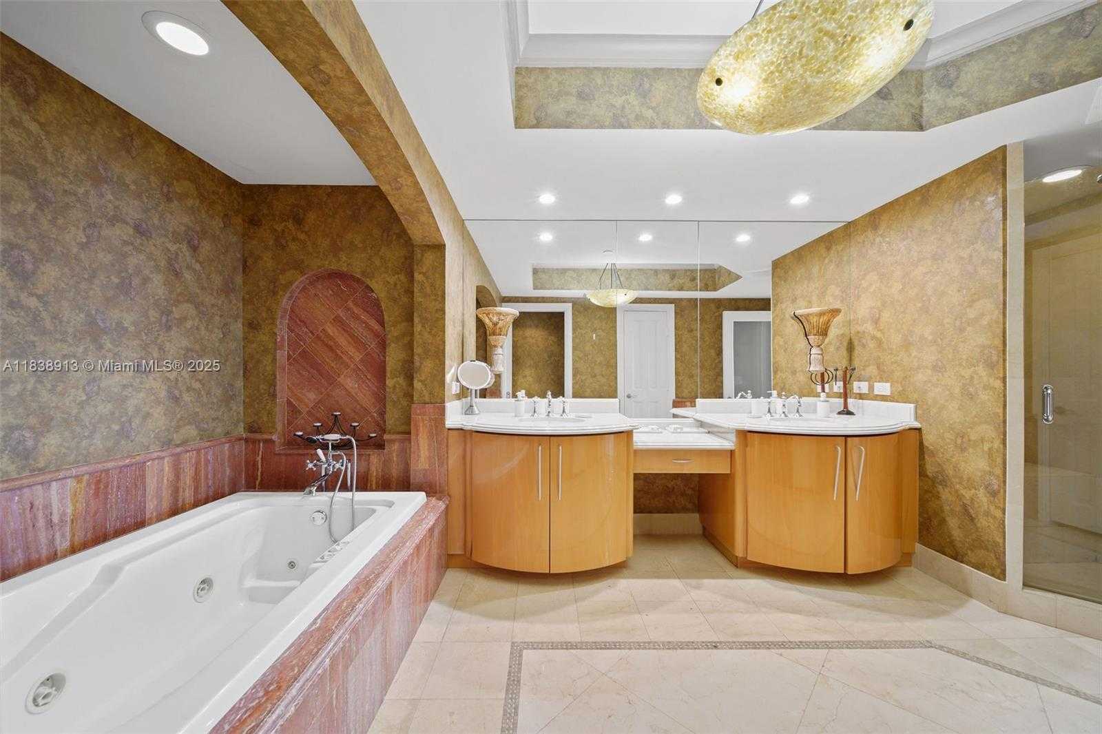 Small Image of 17875 COLLINS AVE #4205, Sunny Isles Beach Number 25