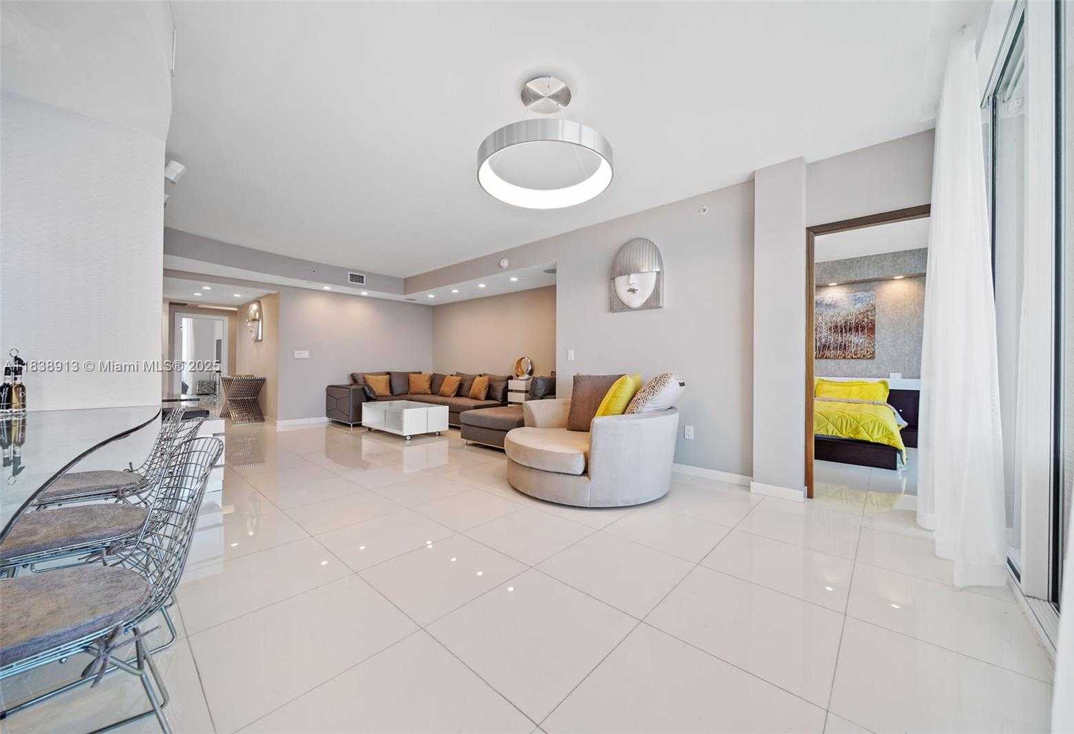 Small Image of 17875 COLLINS AVE #4205, Sunny Isles Beach Number 6