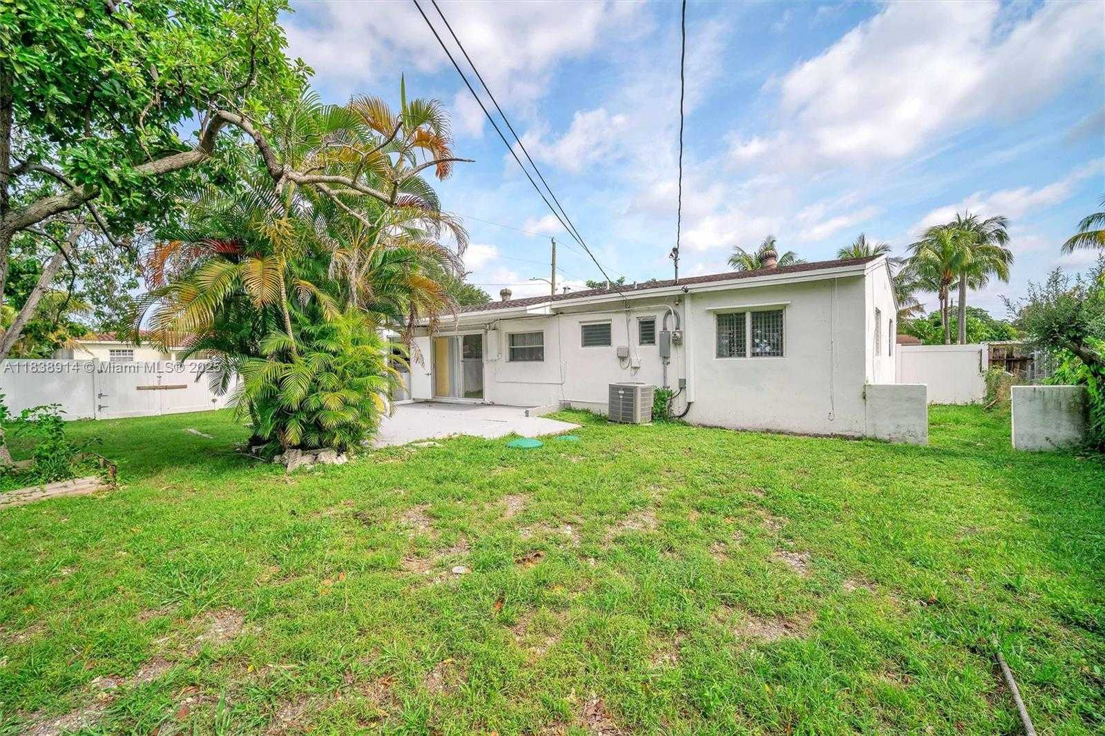 Small Image of 1050 NORTH EAST 156TH ST #1050, North Miami Beach Number 27