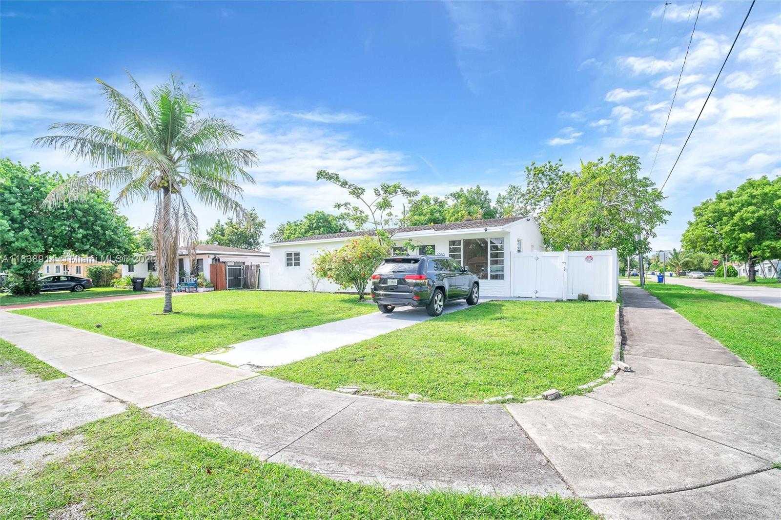 Small Image of 1050 NORTH EAST 156TH ST #1050, North Miami Beach Number 29