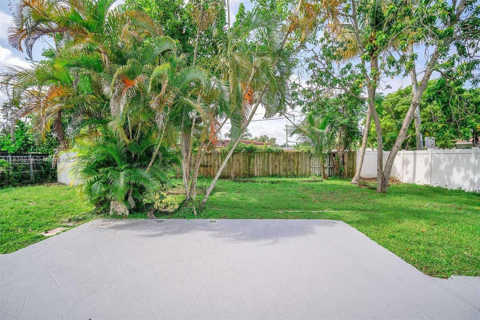 Small Image of 1050 NORTH EAST 156TH ST #1050, North Miami Beach Number 33