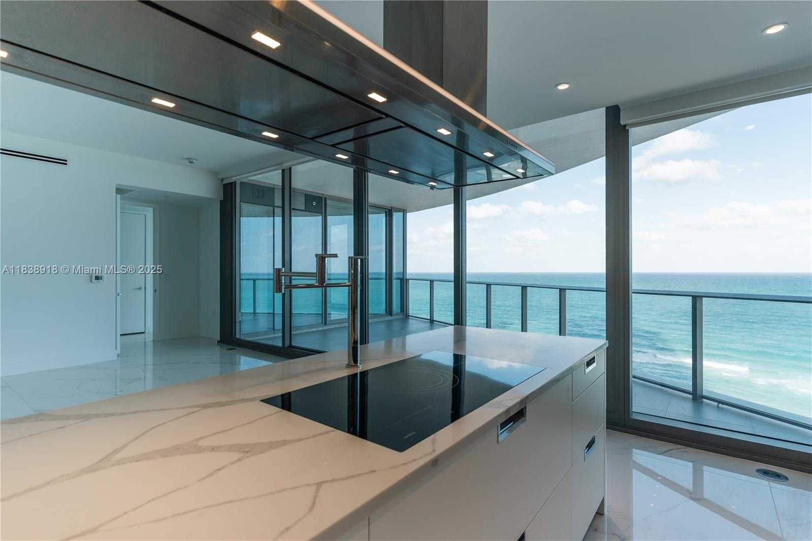 Small Image of 15701 COLLINS AVE #702, Sunny Isles Beach Number 10