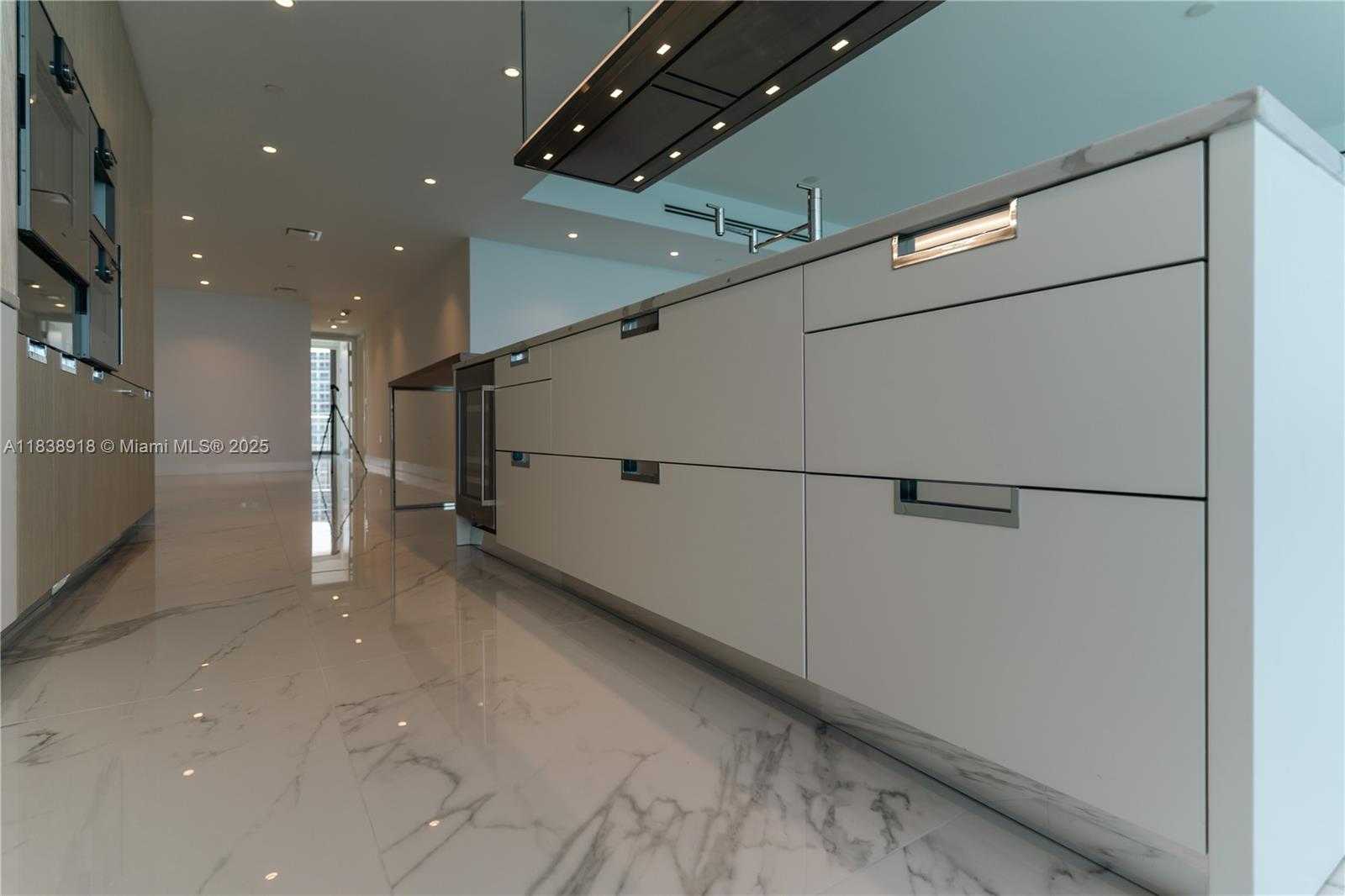 Small Image of 15701 COLLINS AVE #702, Sunny Isles Beach Number 13