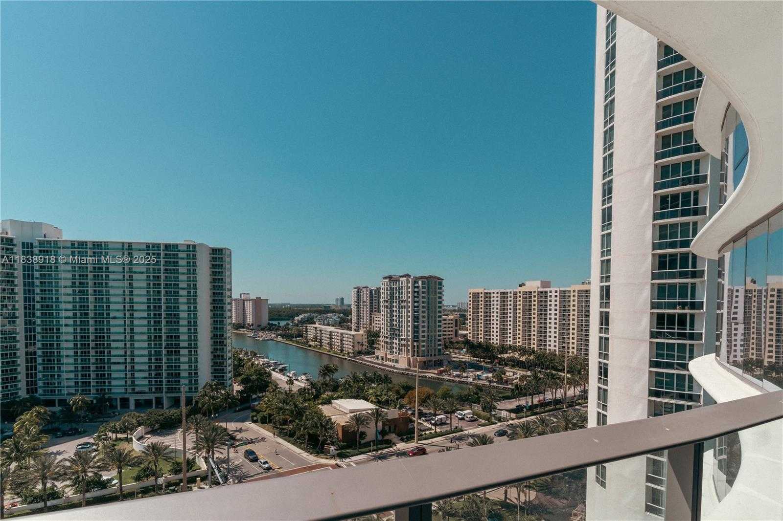 Small Image of 15701 COLLINS AVE #702, Sunny Isles Beach Number 25