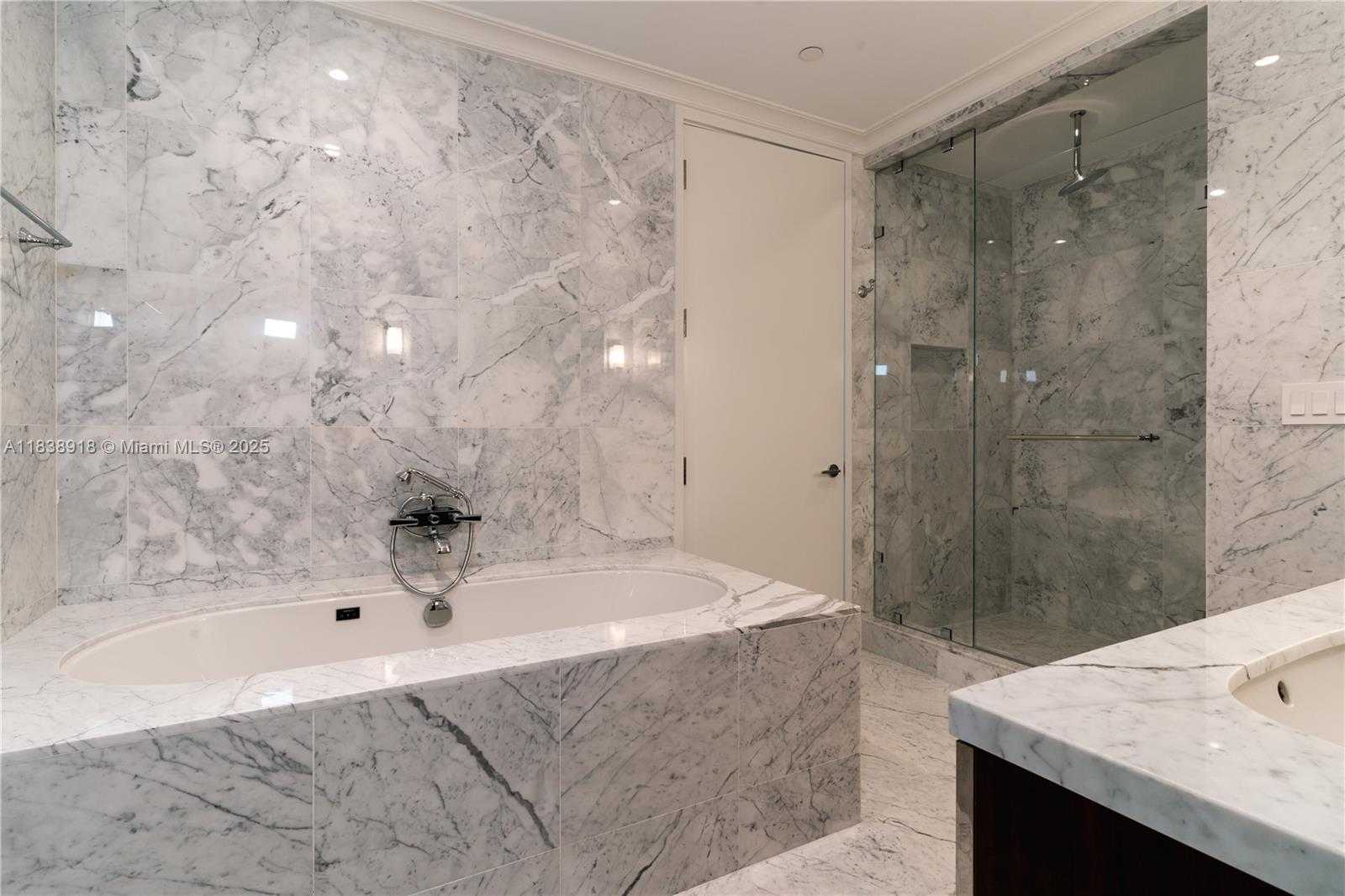Small Image of 15701 COLLINS AVE #702, Sunny Isles Beach Number 5