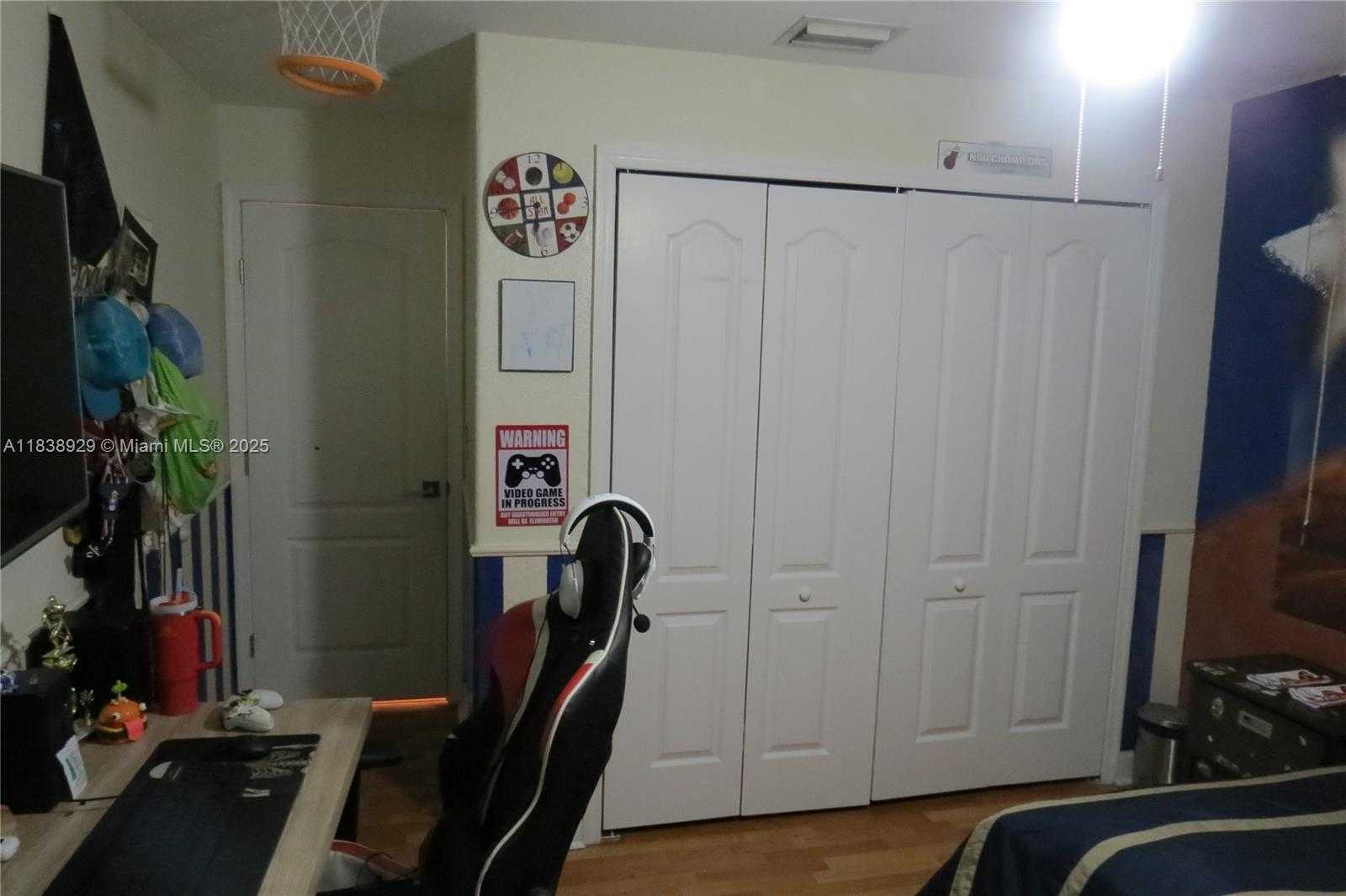 Small Image of 17070 SOUTH WEST 36TH CT, Miramar Number 33
