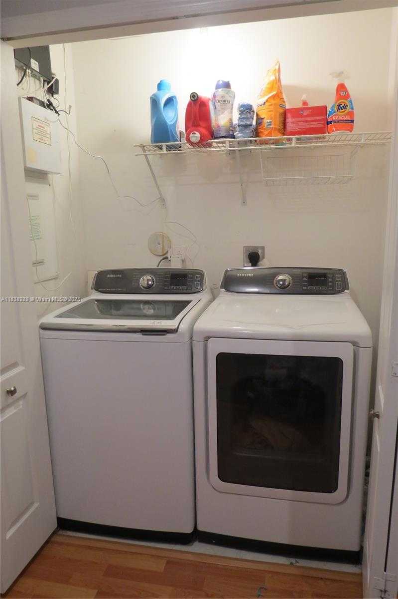 Small Image of 17070 SOUTH WEST 36TH CT, Miramar Number 43