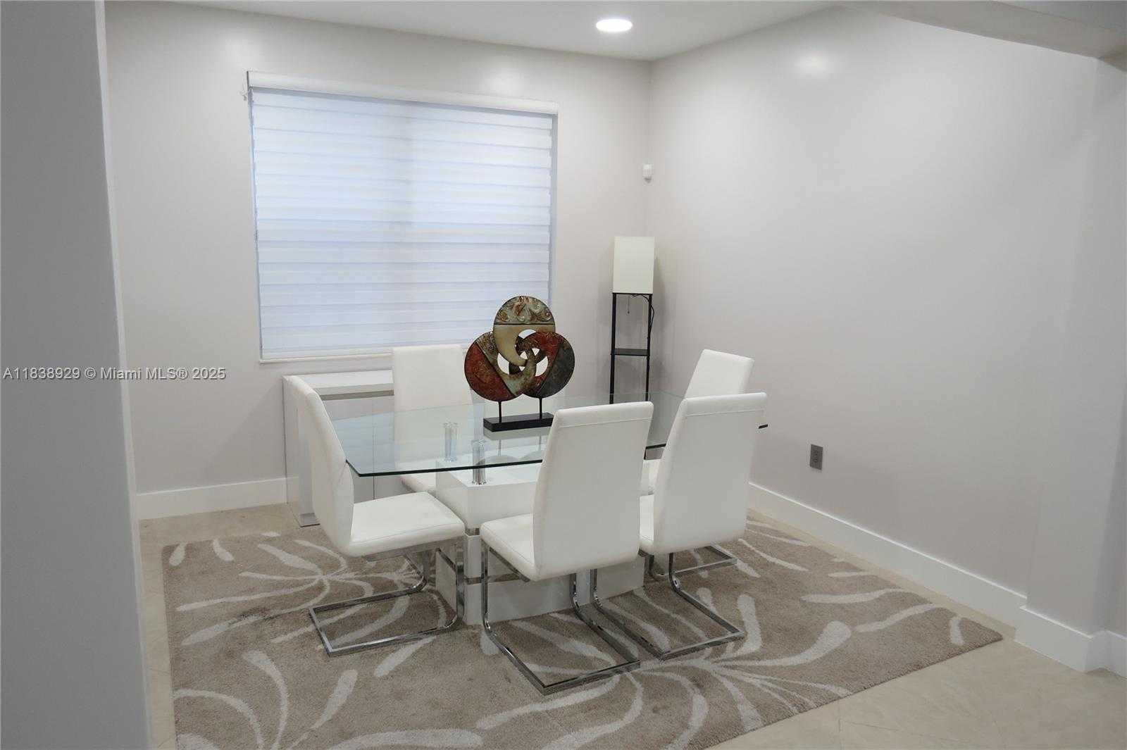 Small Image of 17070 SOUTH WEST 36TH CT, Miramar Number 6