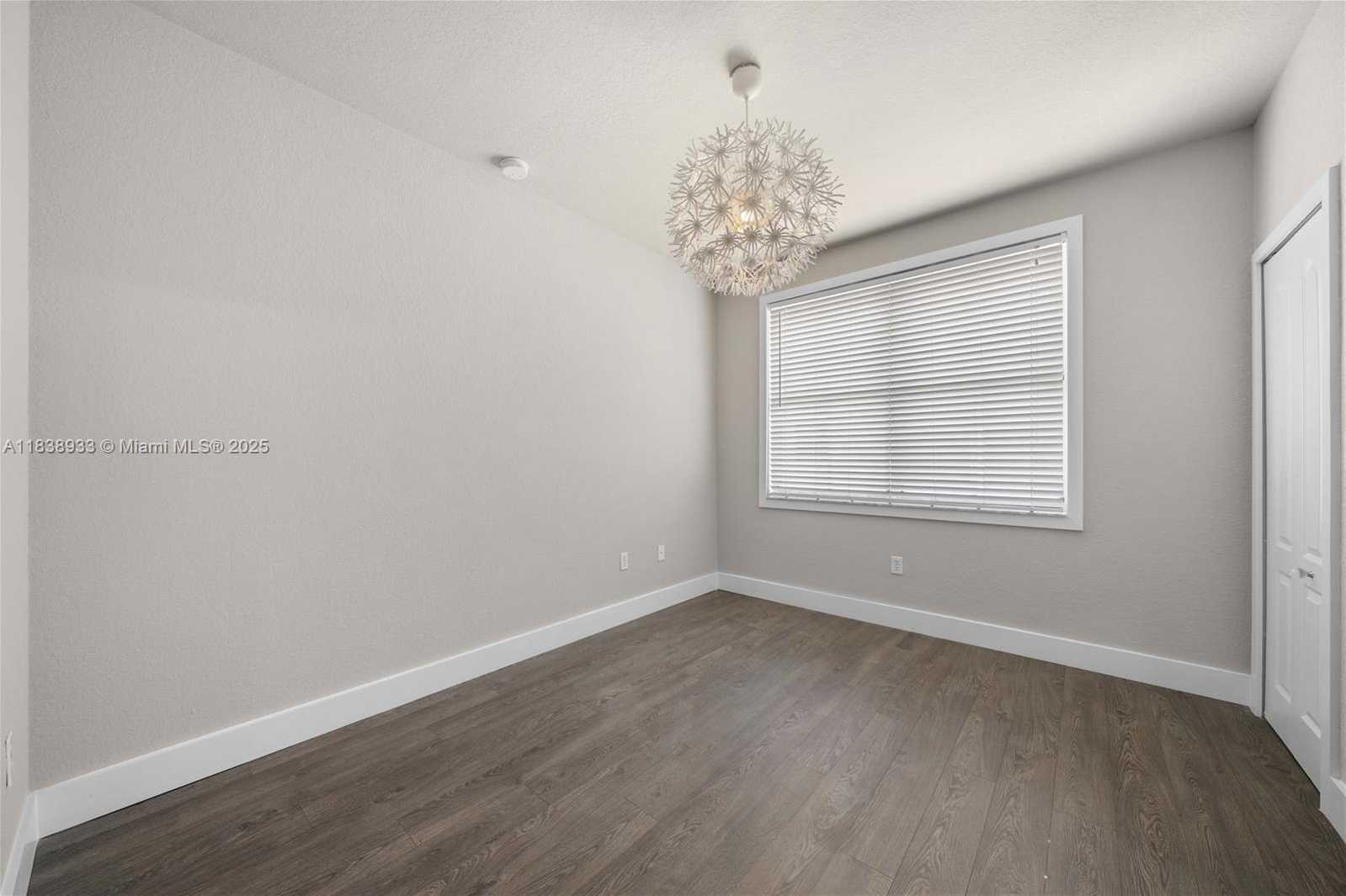 Small Image of 8555 NORTH WEST 111TH CT #8555, Doral Number 18