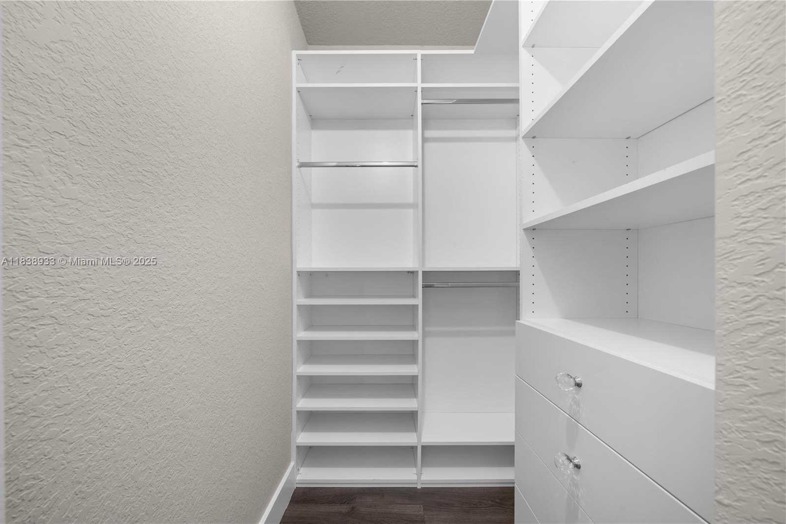Small Image of 8555 NORTH WEST 111TH CT #8555, Doral Number 20