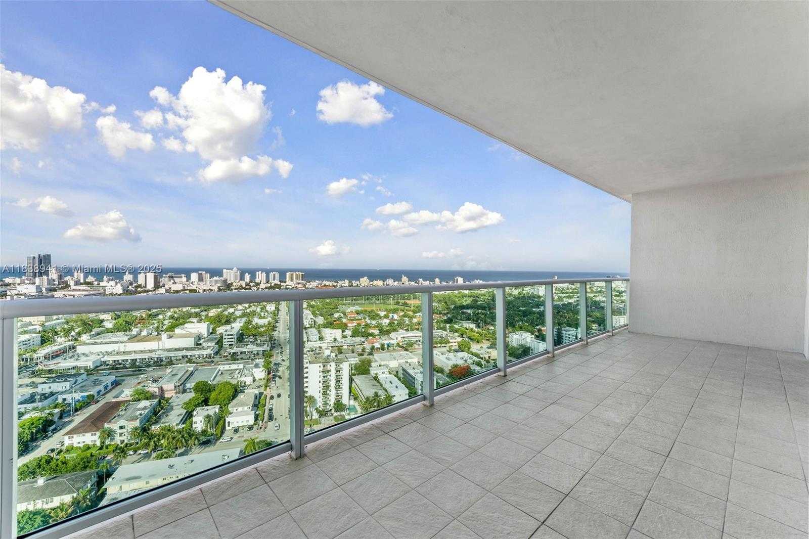 Small Image of 1500 BAY RD #C-2909, Miami Beach Number 6