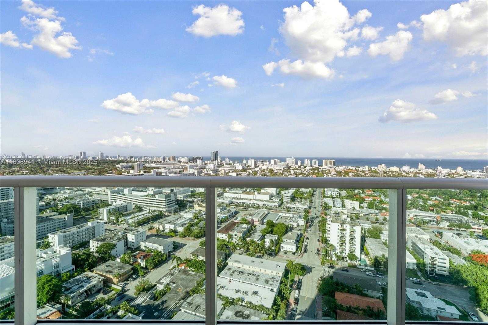 Small Image of 1500 BAY RD #C-2909, Miami Beach Number 7