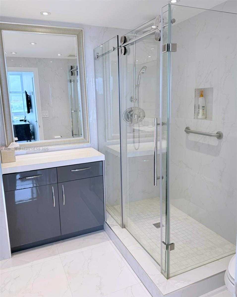 Small Image of 10275 COLLINS AVE #1022, Bal Harbour Number 20