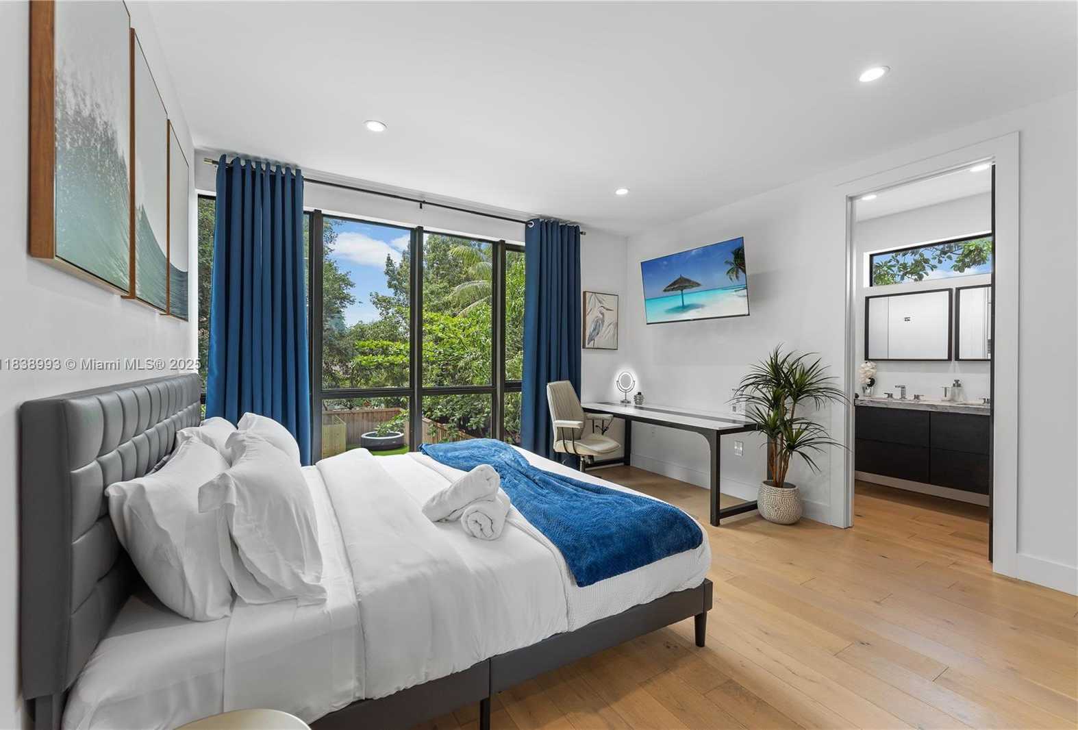 Small Image of 58 NORTH WEST 52ND ST #58, Miami Number 10