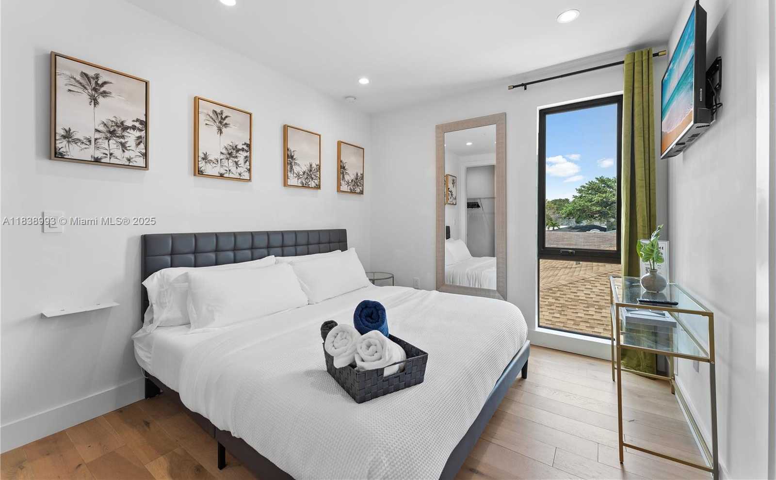 Small Image of 58 NORTH WEST 52ND ST #58, Miami Number 14