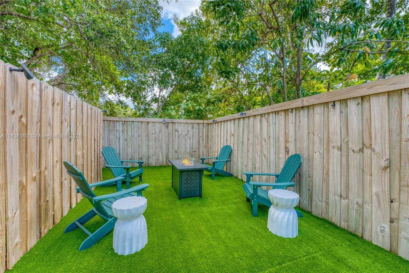 Small Image of 58 NORTH WEST 52ND ST #58, Miami Number 20