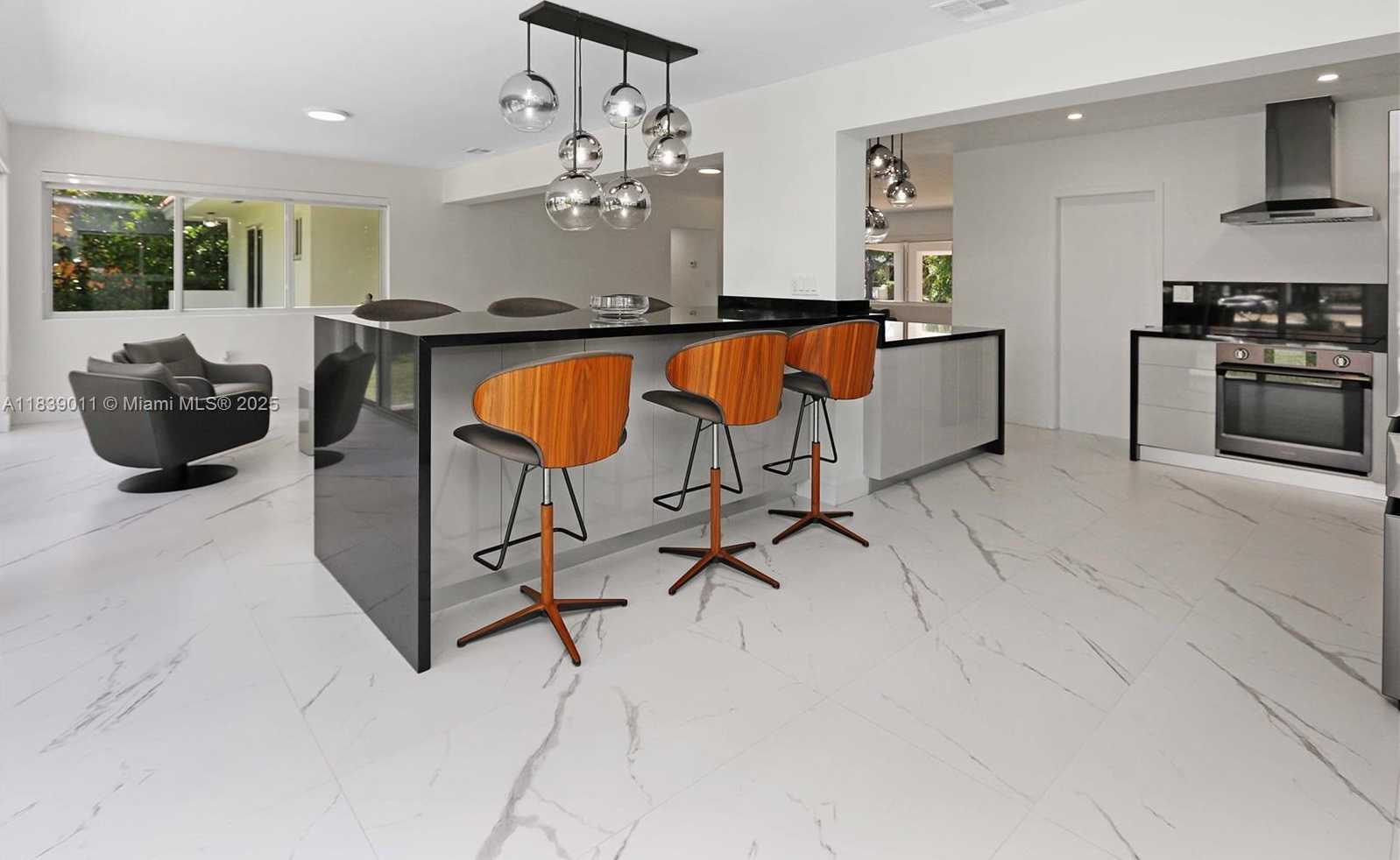 Small Image of 2135 ARCH CREEK DR, North Miami Number 18