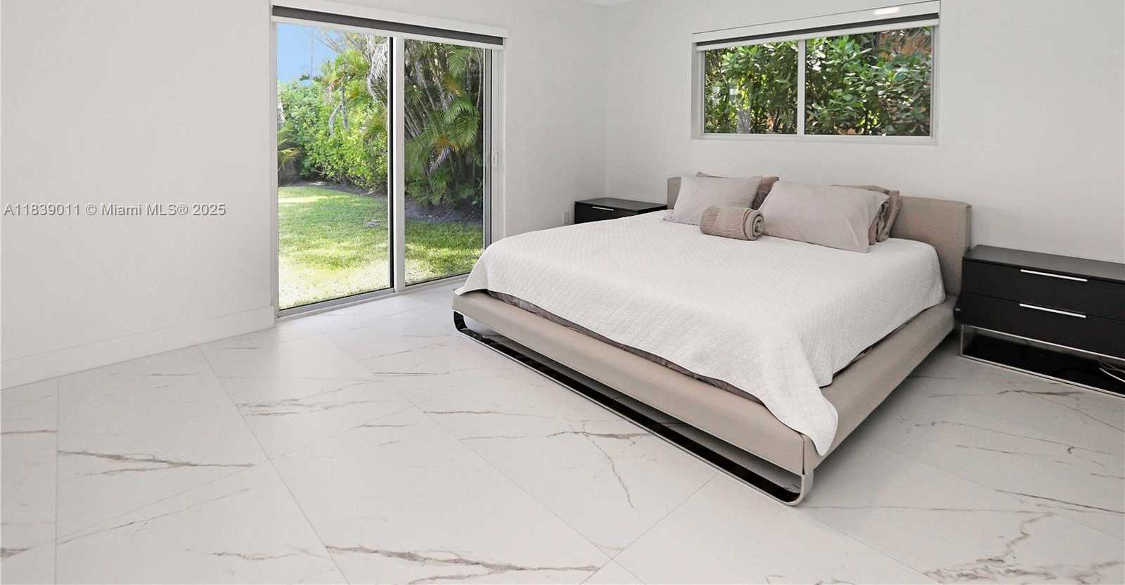 Small Image of 2135 ARCH CREEK DR, North Miami Number 23