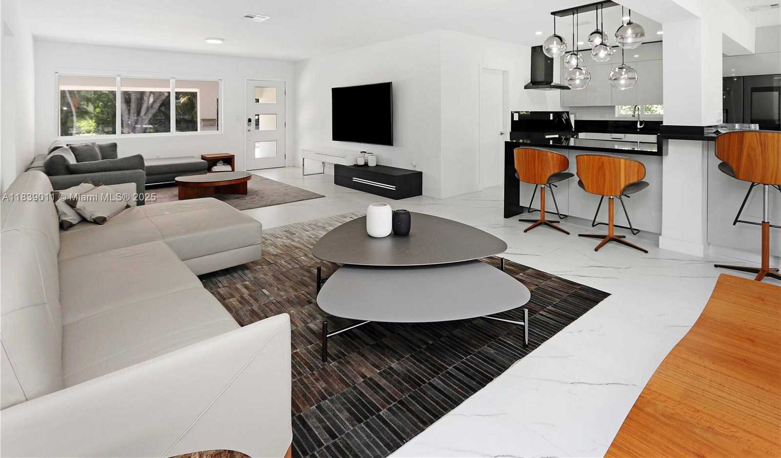 Small Image of 2135 ARCH CREEK DR, North Miami Number 9