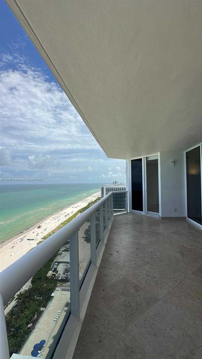 Small Image of 4775 COLLINS AVE #2702, Miami Beach Number 12