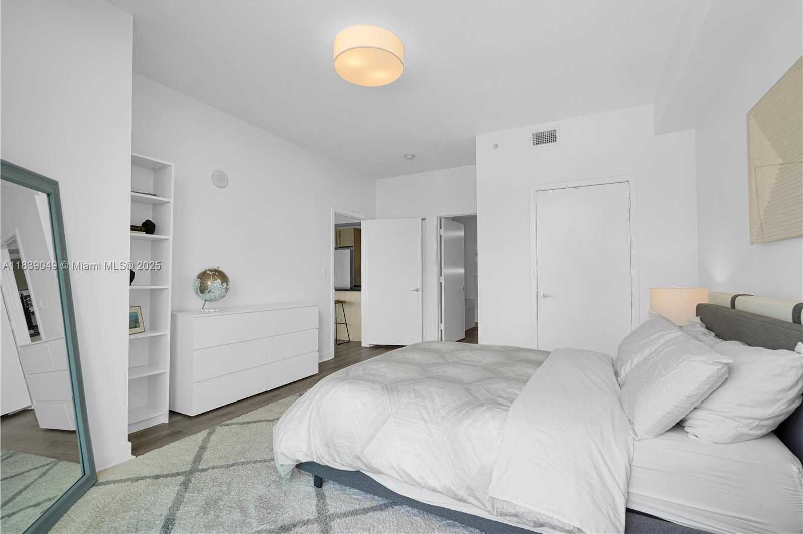 Small Image of 1111 SOUTH WEST 1ST AVE #2922-N, Miami Number 14