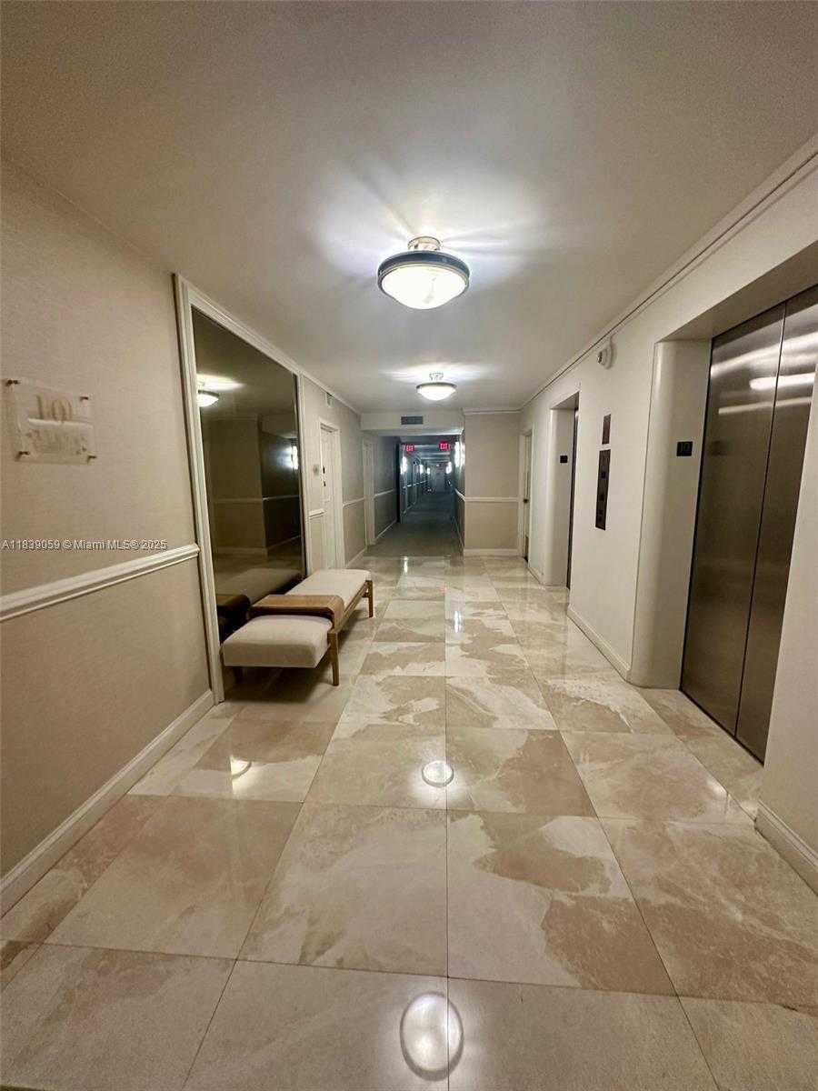 Small Image of 5750 COLLINS AVE #10F, Miami Beach Number 21