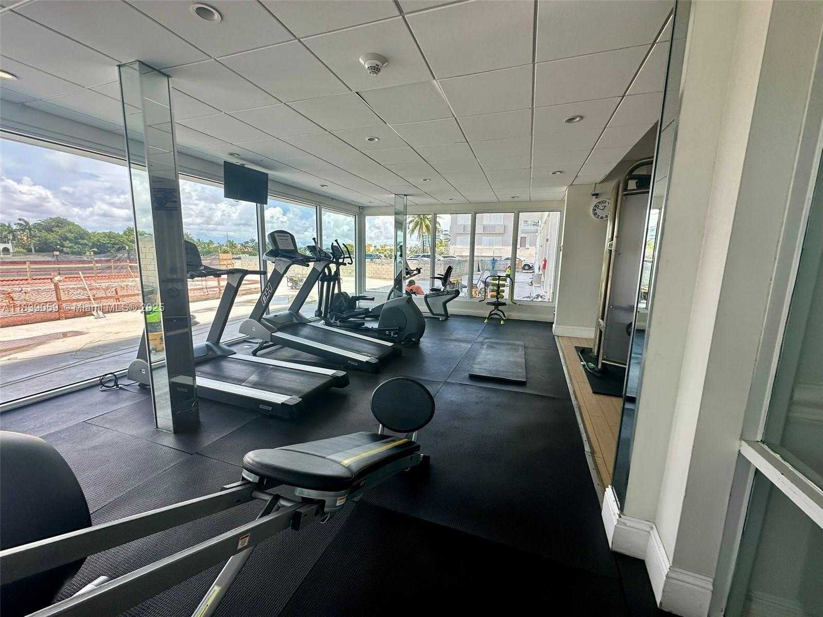 Small Image of 5750 COLLINS AVE #10F, Miami Beach Number 23