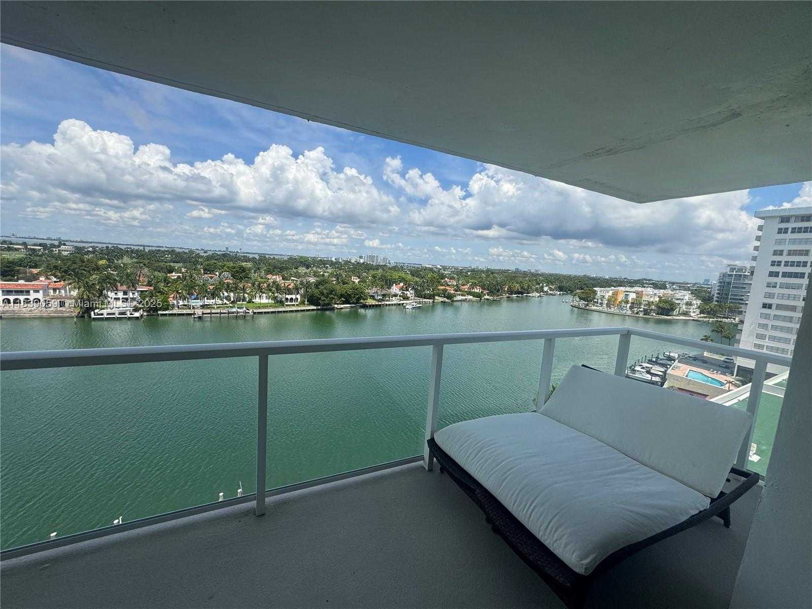 Small Image of 5750 COLLINS AVE #10F, Miami Beach Number 6