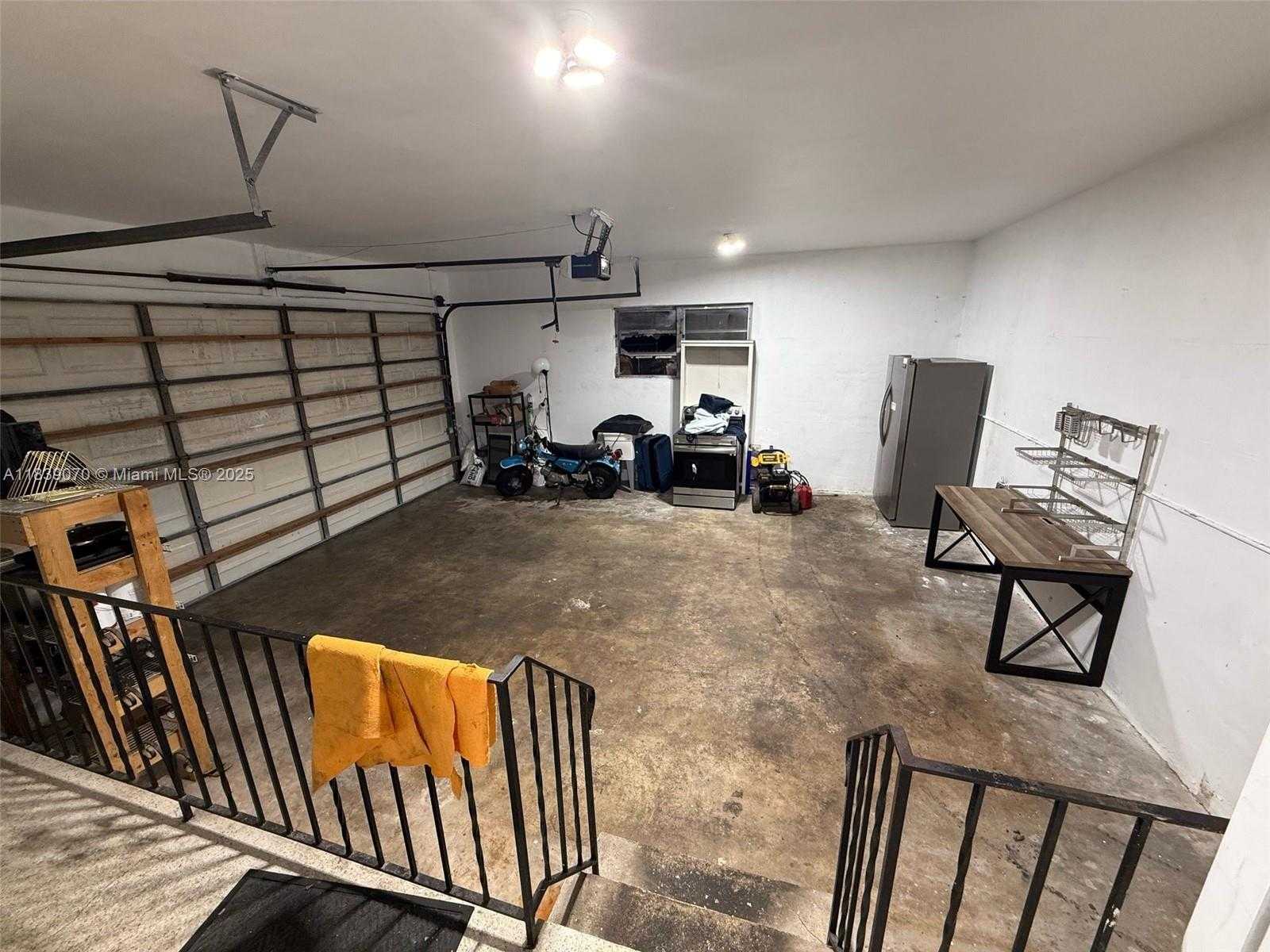 Small Image of 301 186TH ST, Sunny Isles Beach Number 10