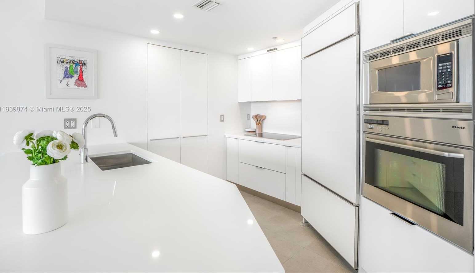 Small Image of 400 ALTON RD #2004, Miami Beach Number 2