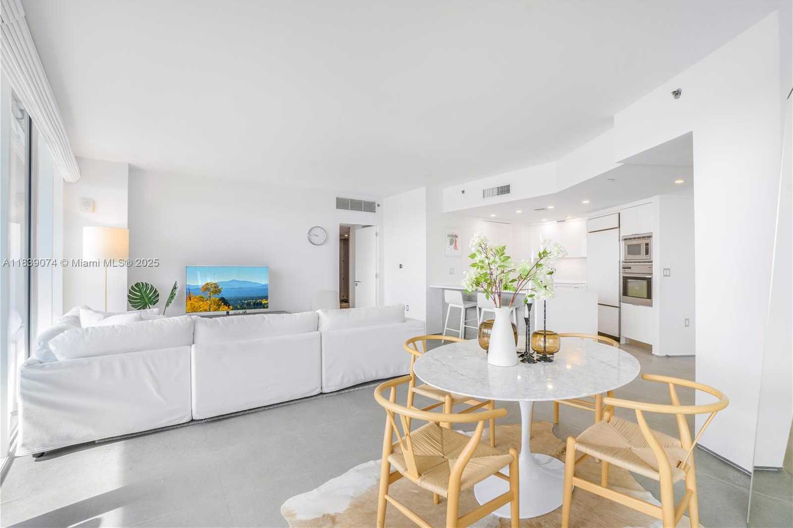 Small Image of 400 ALTON RD #2004, Miami Beach Number 6