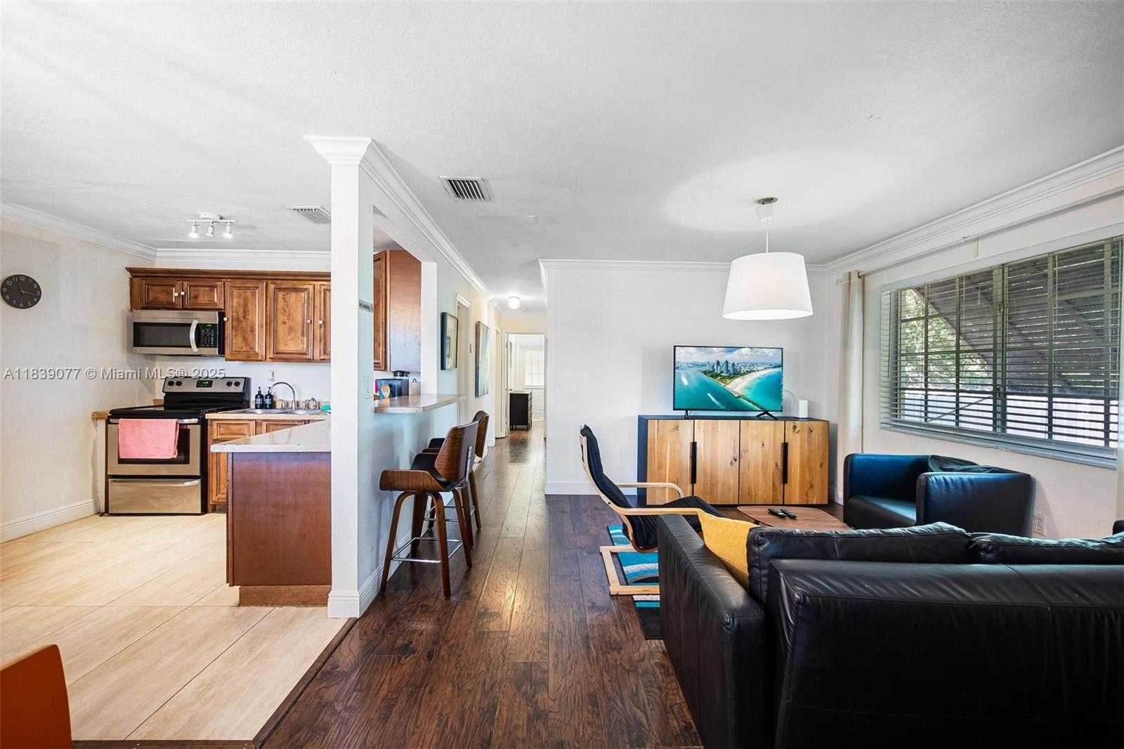 Small Image of 234 NORTH WEST 47TH ST, Miami Number 5