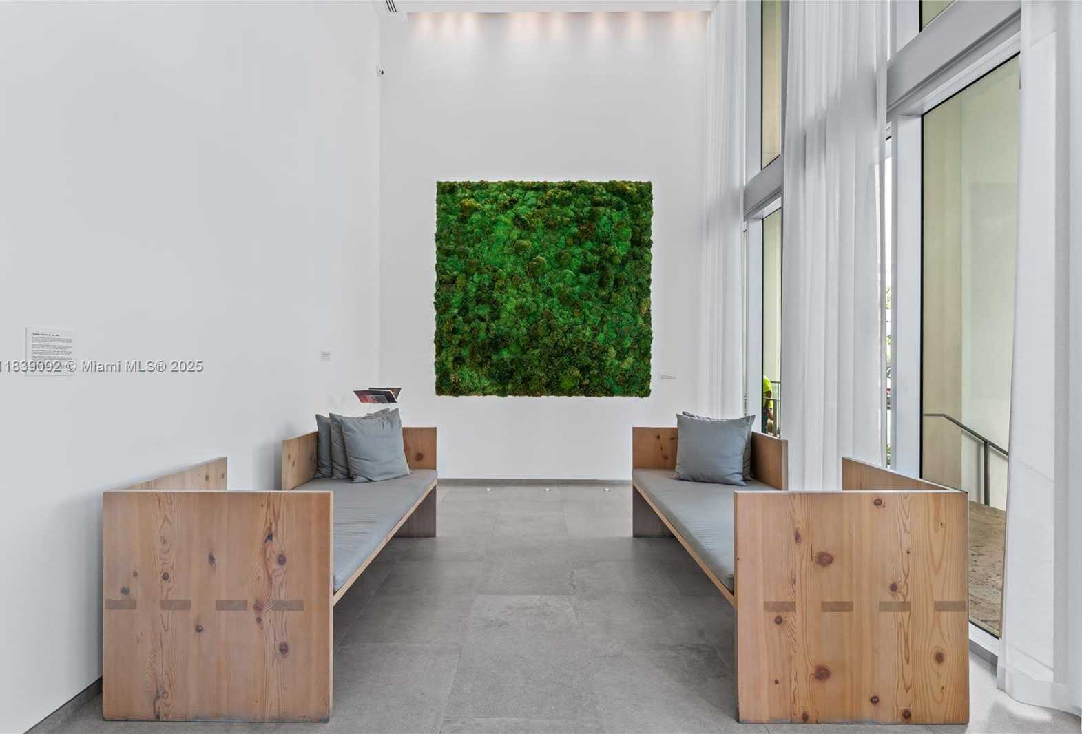 Small Image of 1040 BISCAYNE BLVD #4003, Miami Number 16