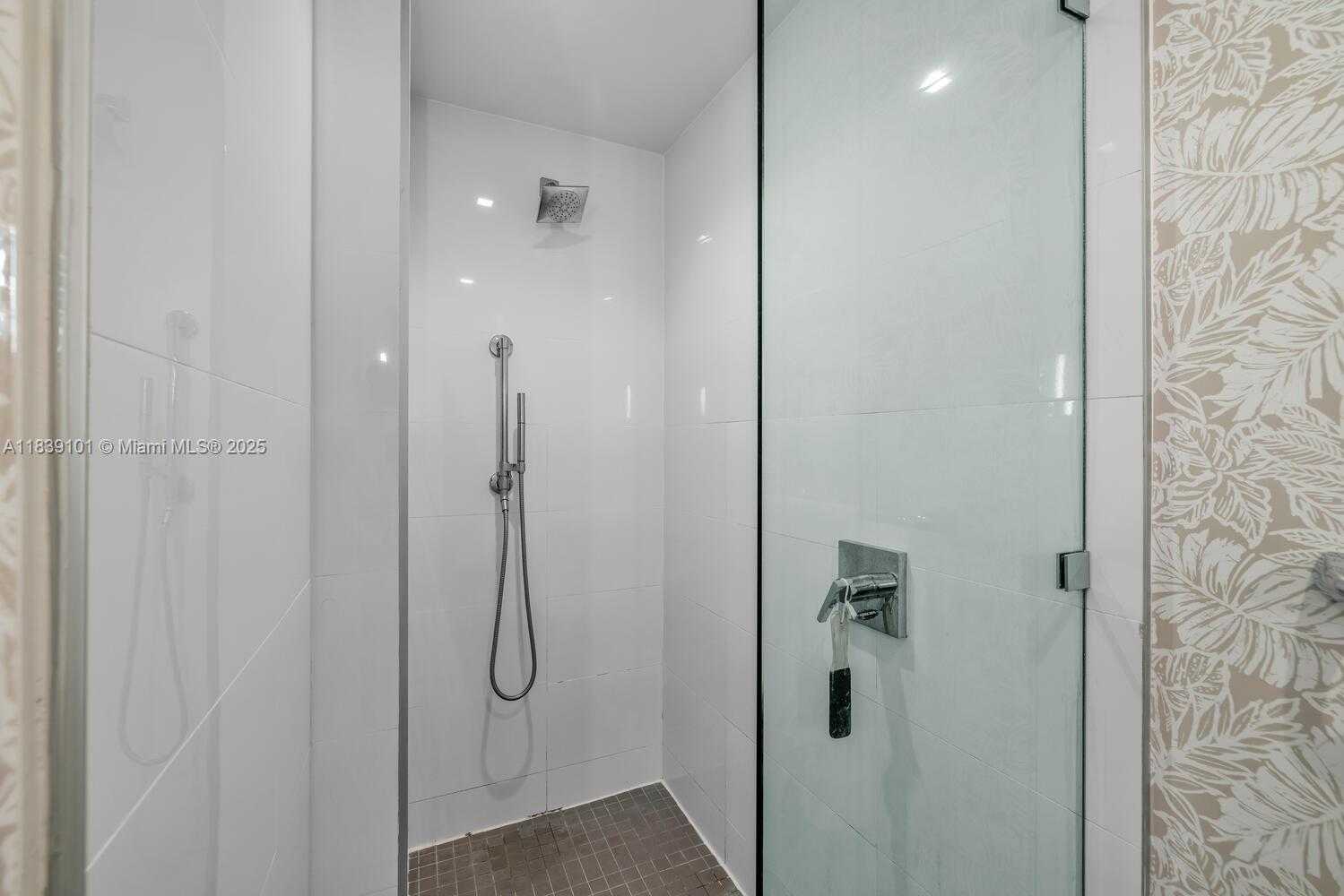 Small Image of 455 NORTH EAST 39TH ST #103, Miami Number 17