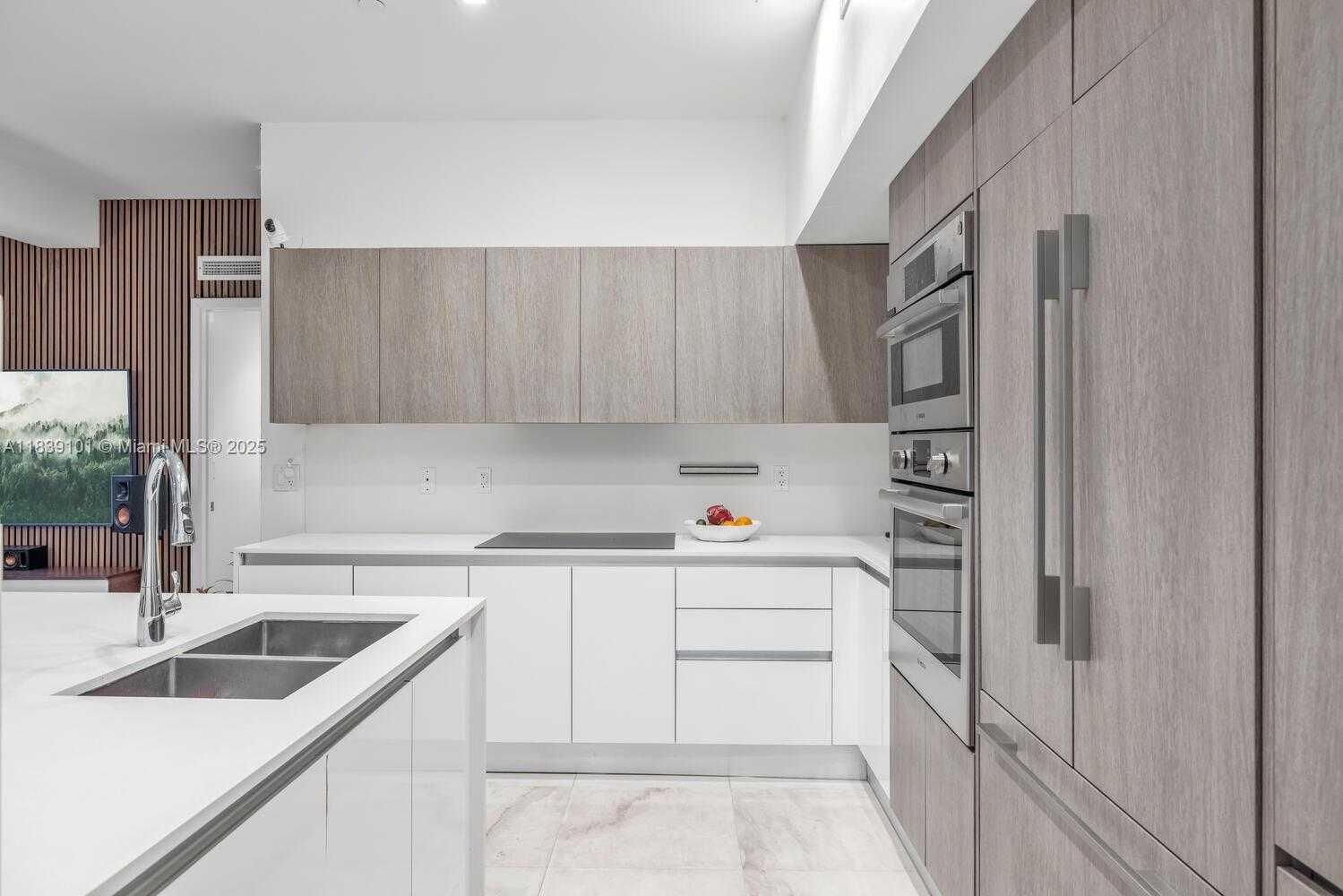 Small Image of 455 NORTH EAST 39TH ST #103, Miami Number 4