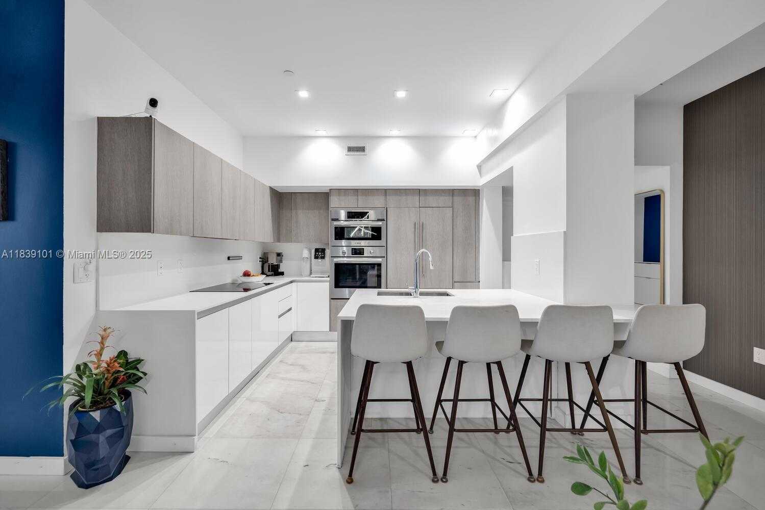Small Image of 455 NORTH EAST 39TH ST #103, Miami Number 9