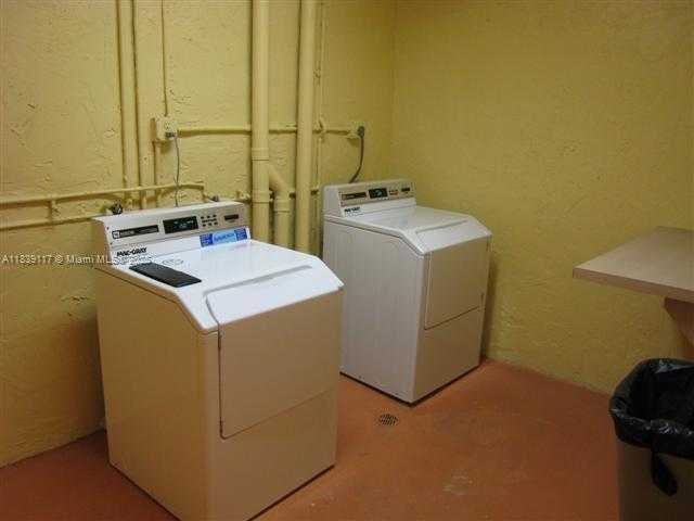 Small Image of 7865 CAMINO REAL #L-420, Miami Number 12