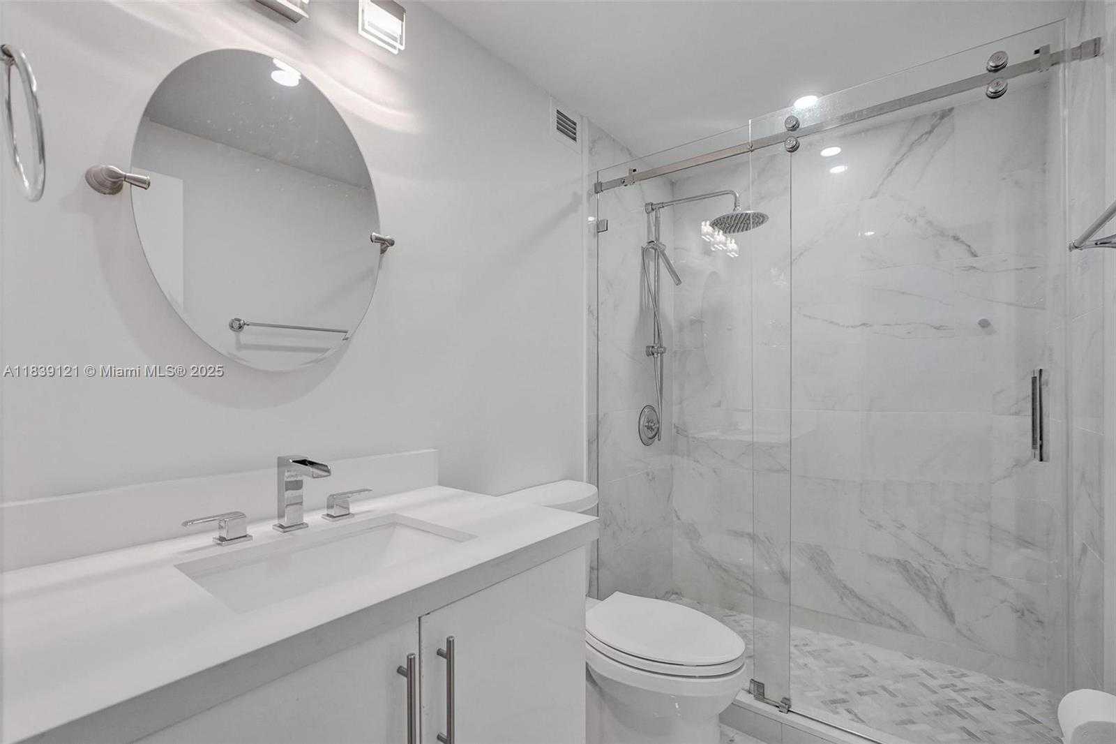 Small Image of 400 KINGS POINT DR #616, Sunny Isles Beach Number 12