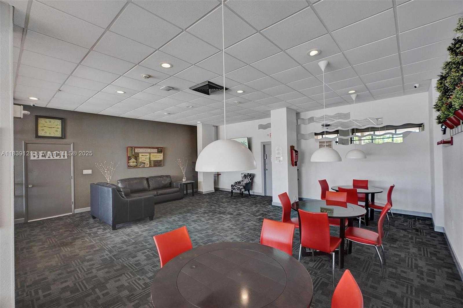 Small Image of 400 KINGS POINT DR #616, Sunny Isles Beach Number 25