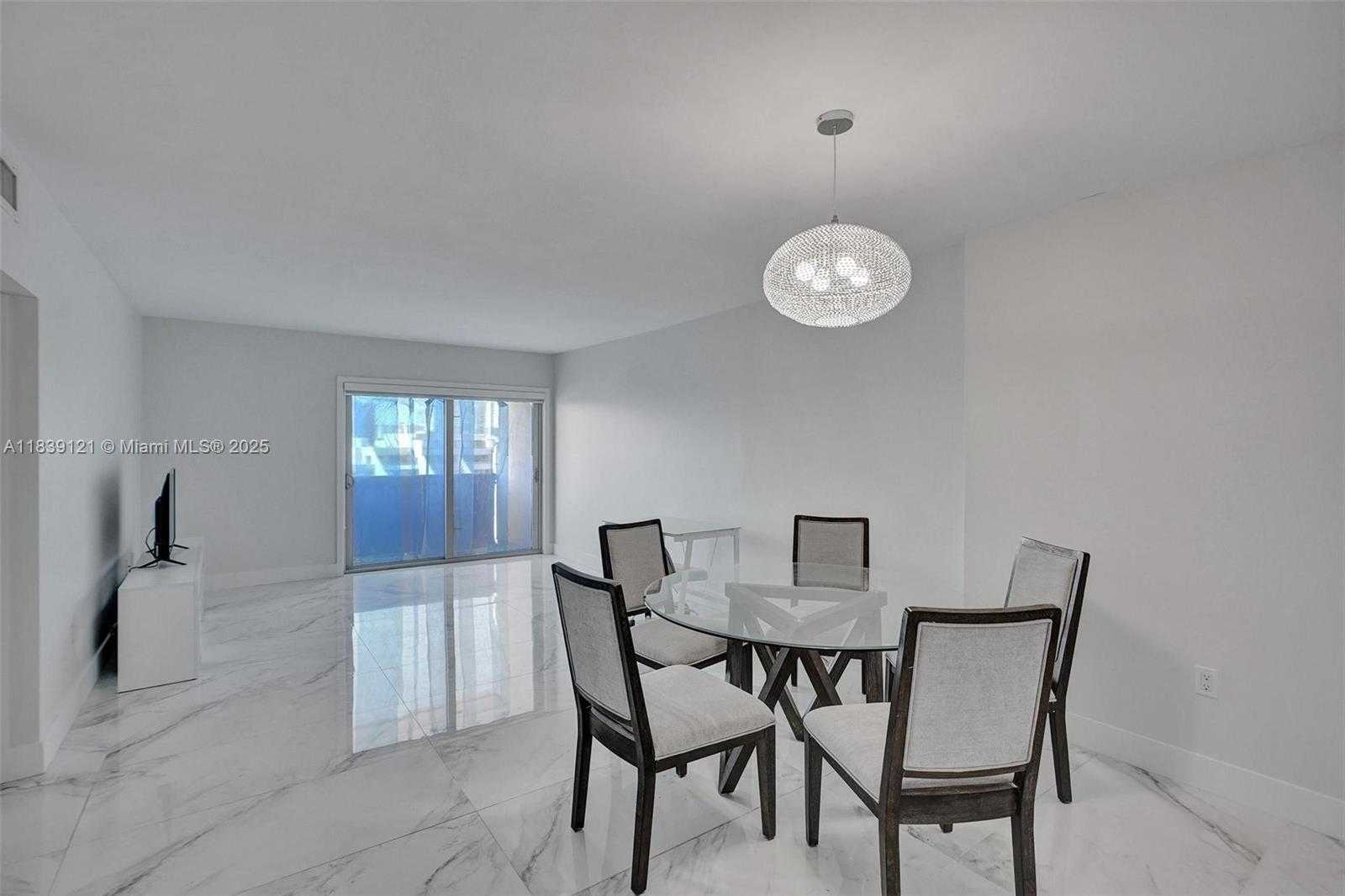 Small Image of 400 KINGS POINT DR #616, Sunny Isles Beach Number 5